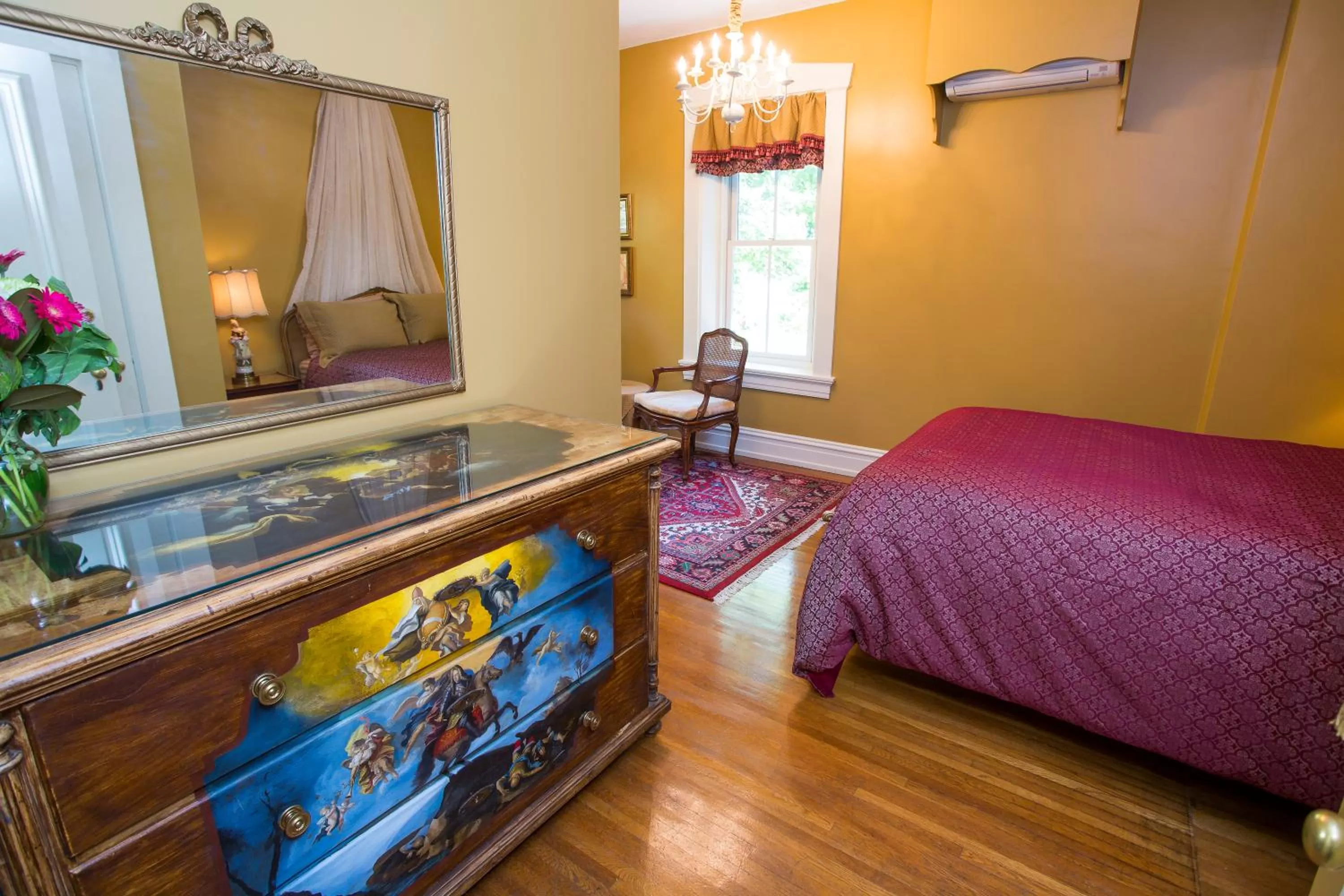 Day, TV/Entertainment Center in The Hollinger House