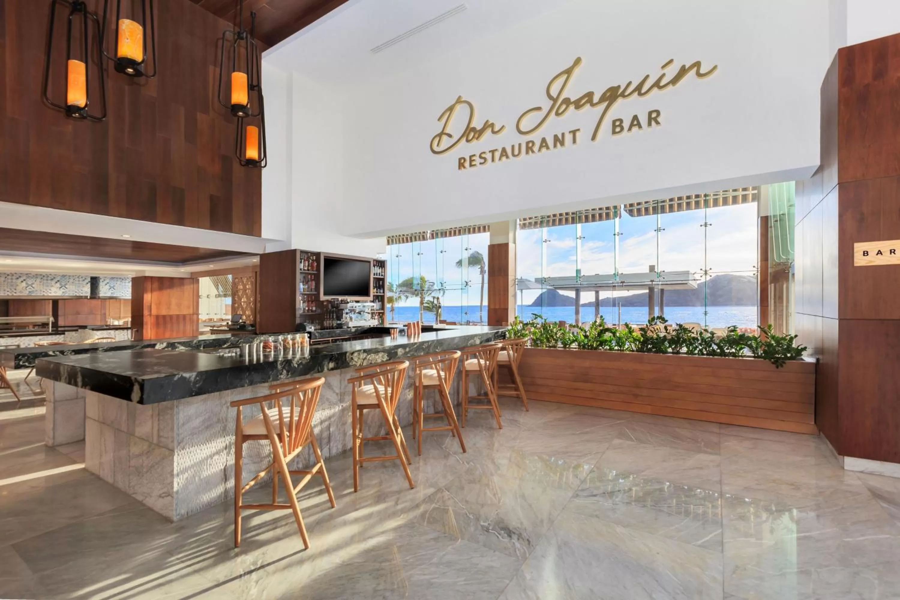 Restaurant/places to eat in Courtyard by Marriott Mazatlan Beach Resort