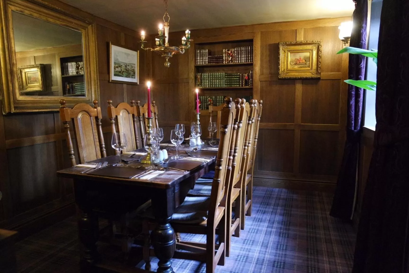 Restaurant/places to eat in The Lamb Inn