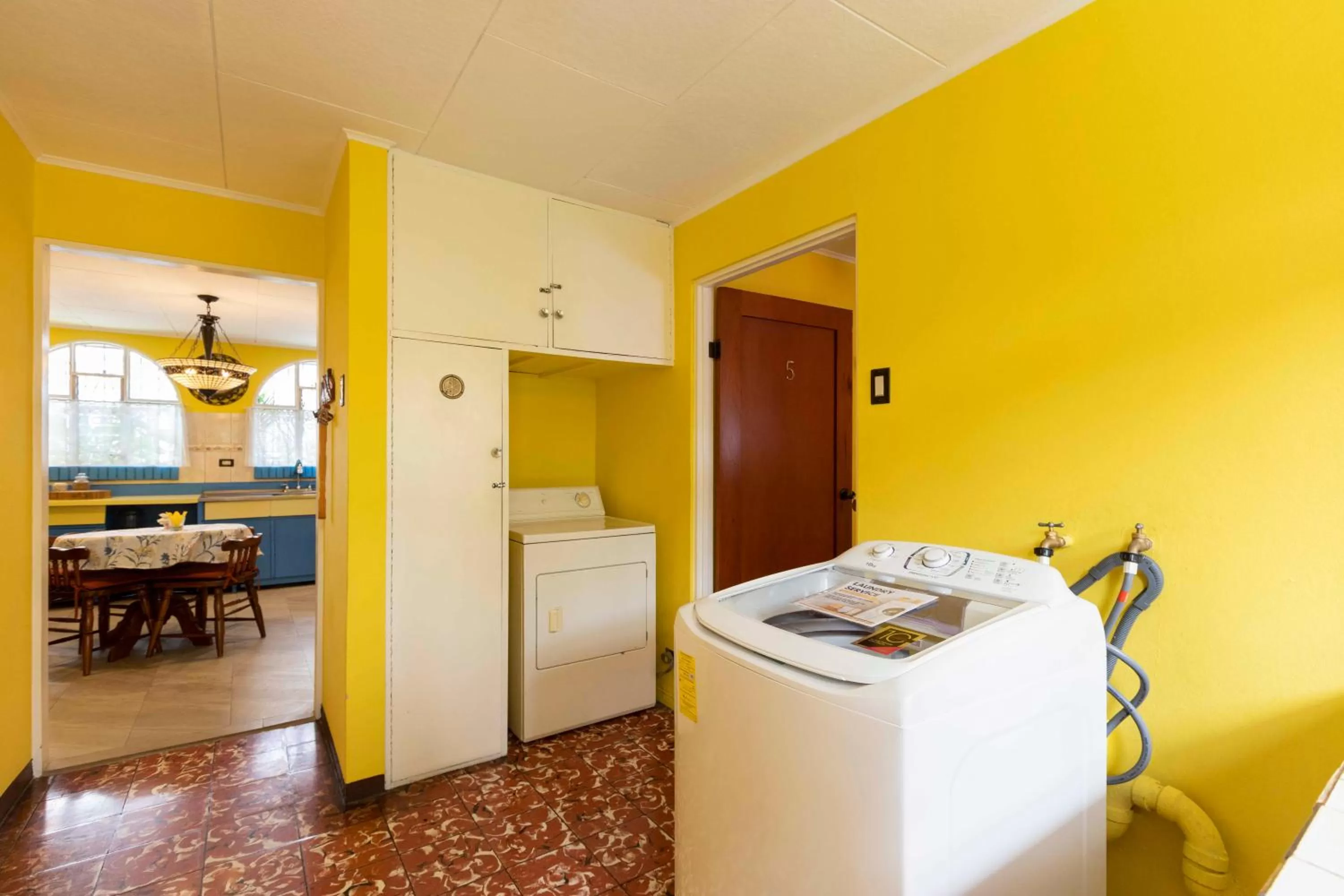 laundry in XIN Bed&Breakfast