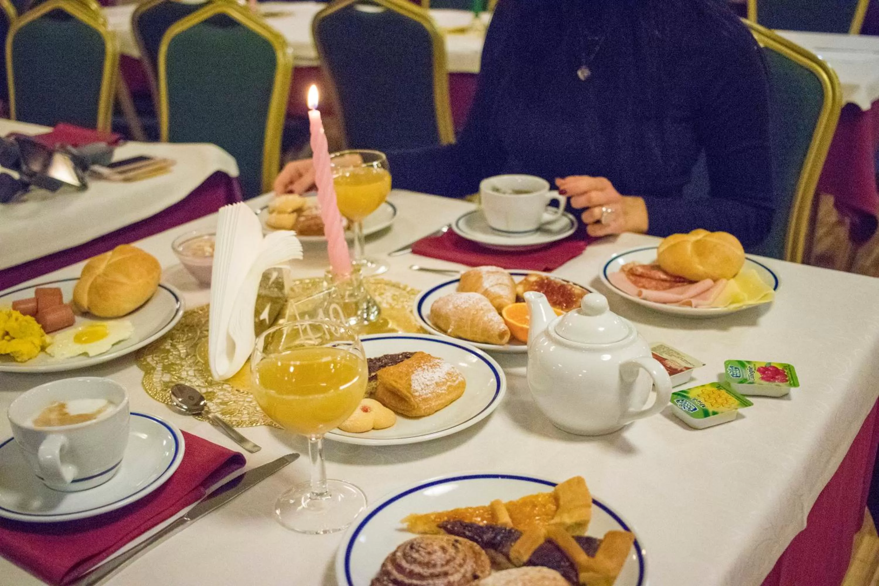 Breakfast in Hotel Club Regina E Fassa