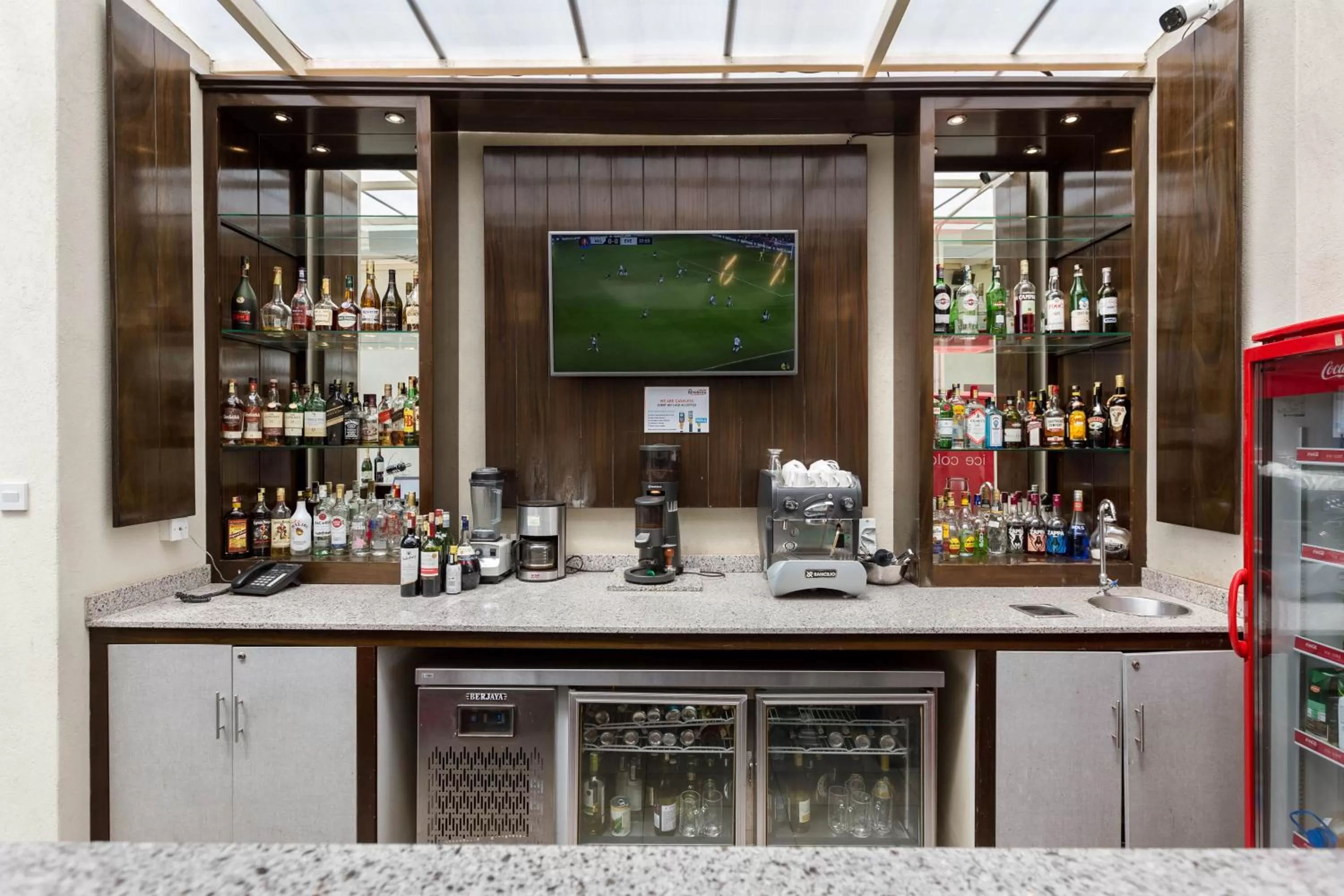 Coffee/tea facilities in Executive Residency by Best Western Nairobi