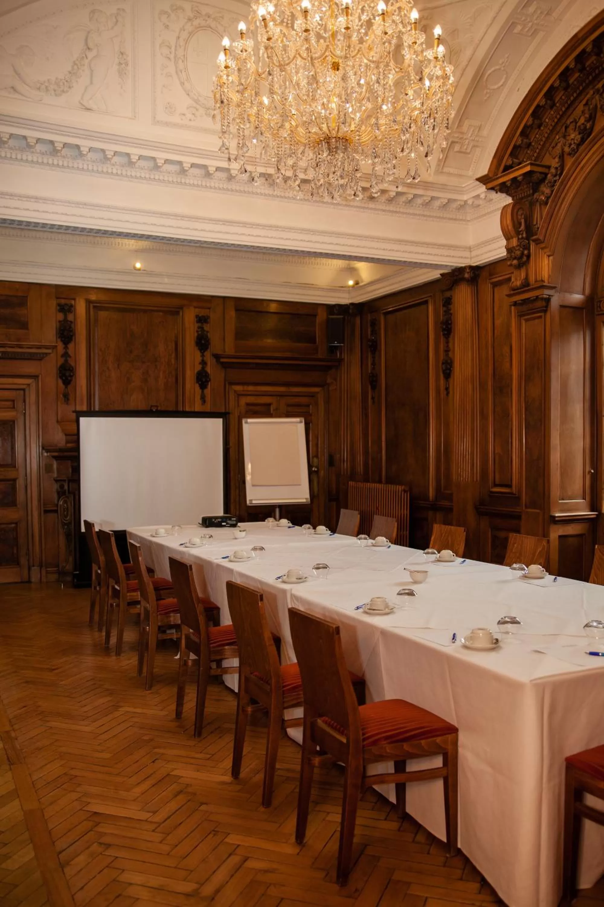 Business facilities in St Giles House
