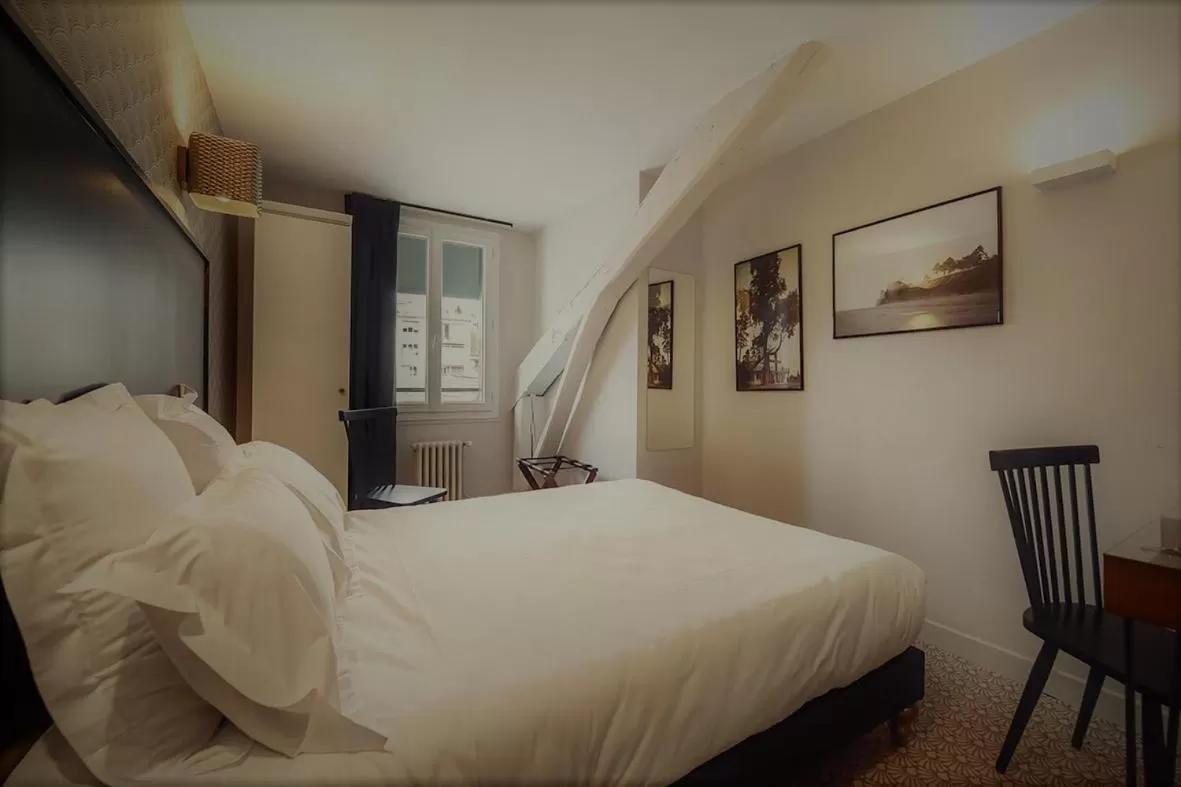 Bed in Urban Style Hotel des Carmes