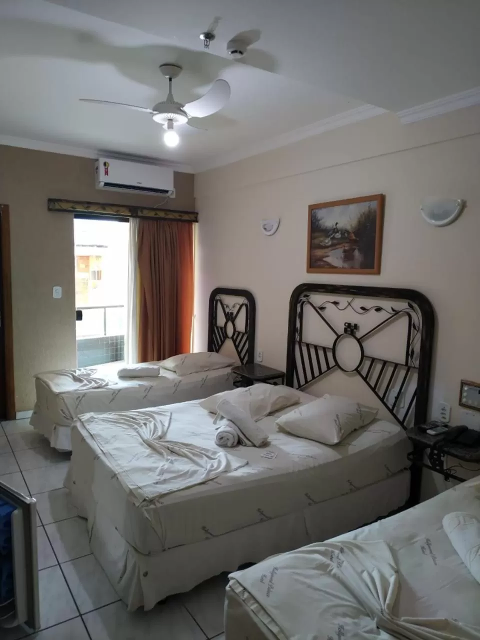 Bed in Hollywood Palace Hotel