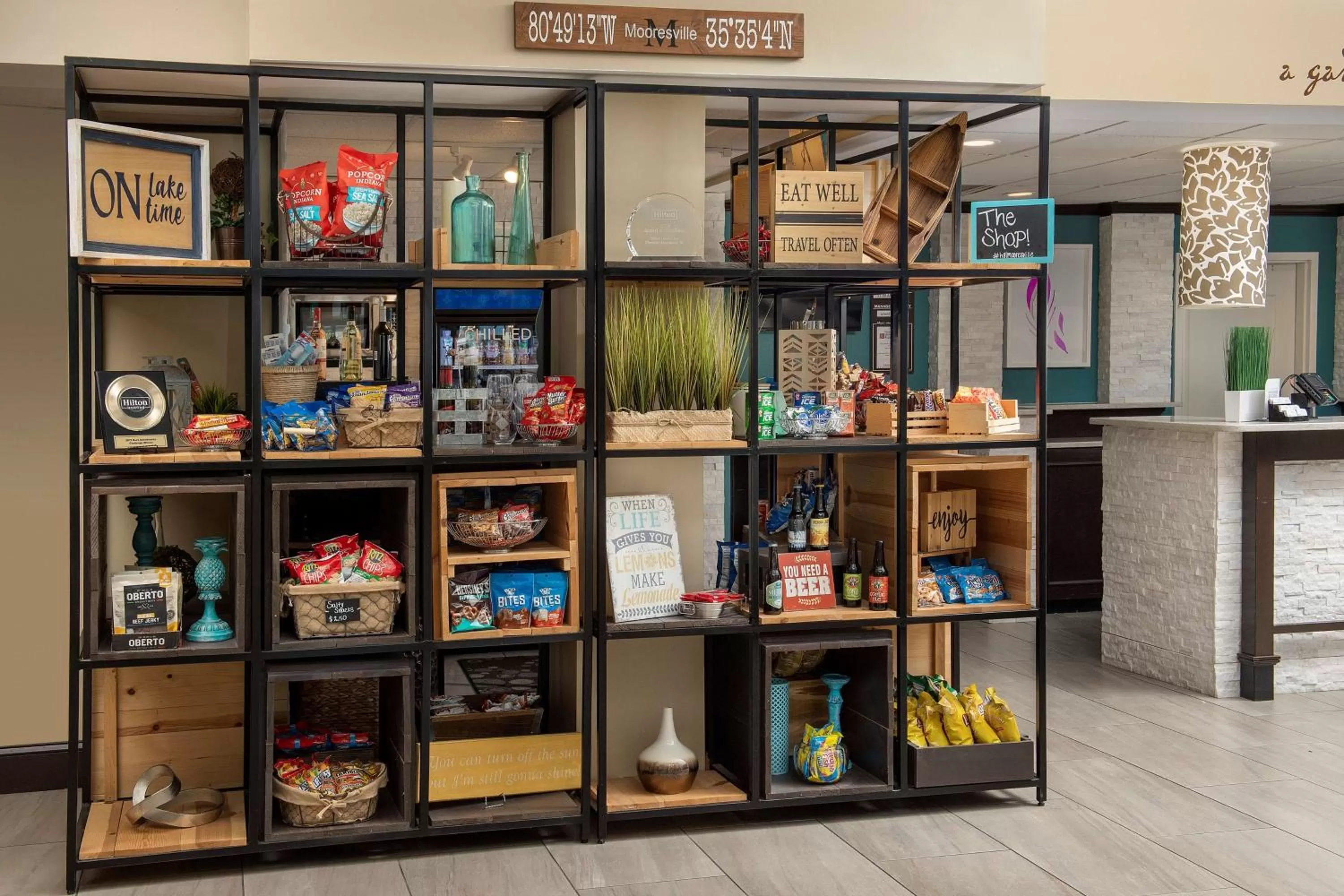 Restaurant/places to eat in Hilton Garden Inn Charlotte/Mooresville