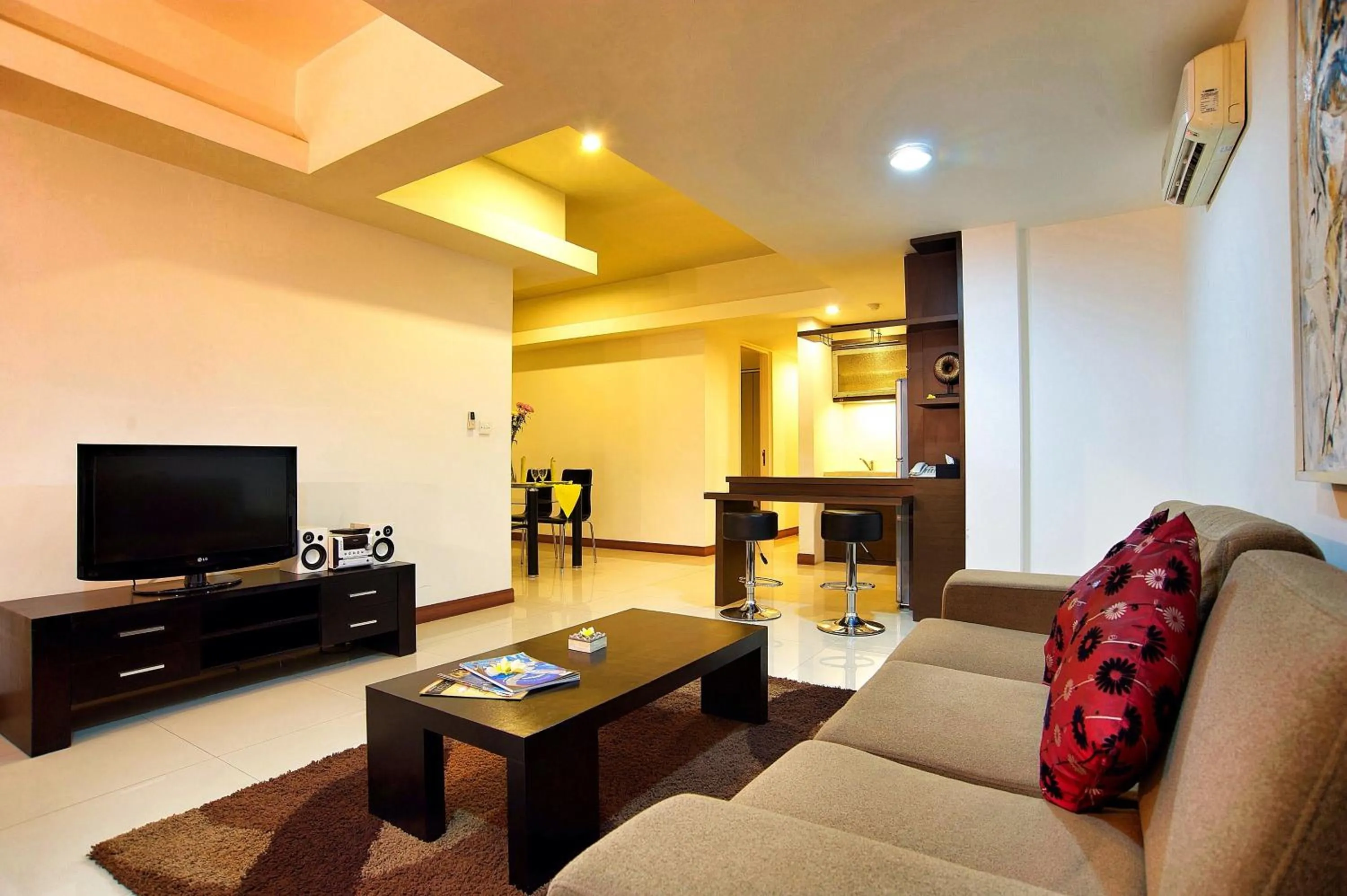 Living room in Sunset Residence and Condotel