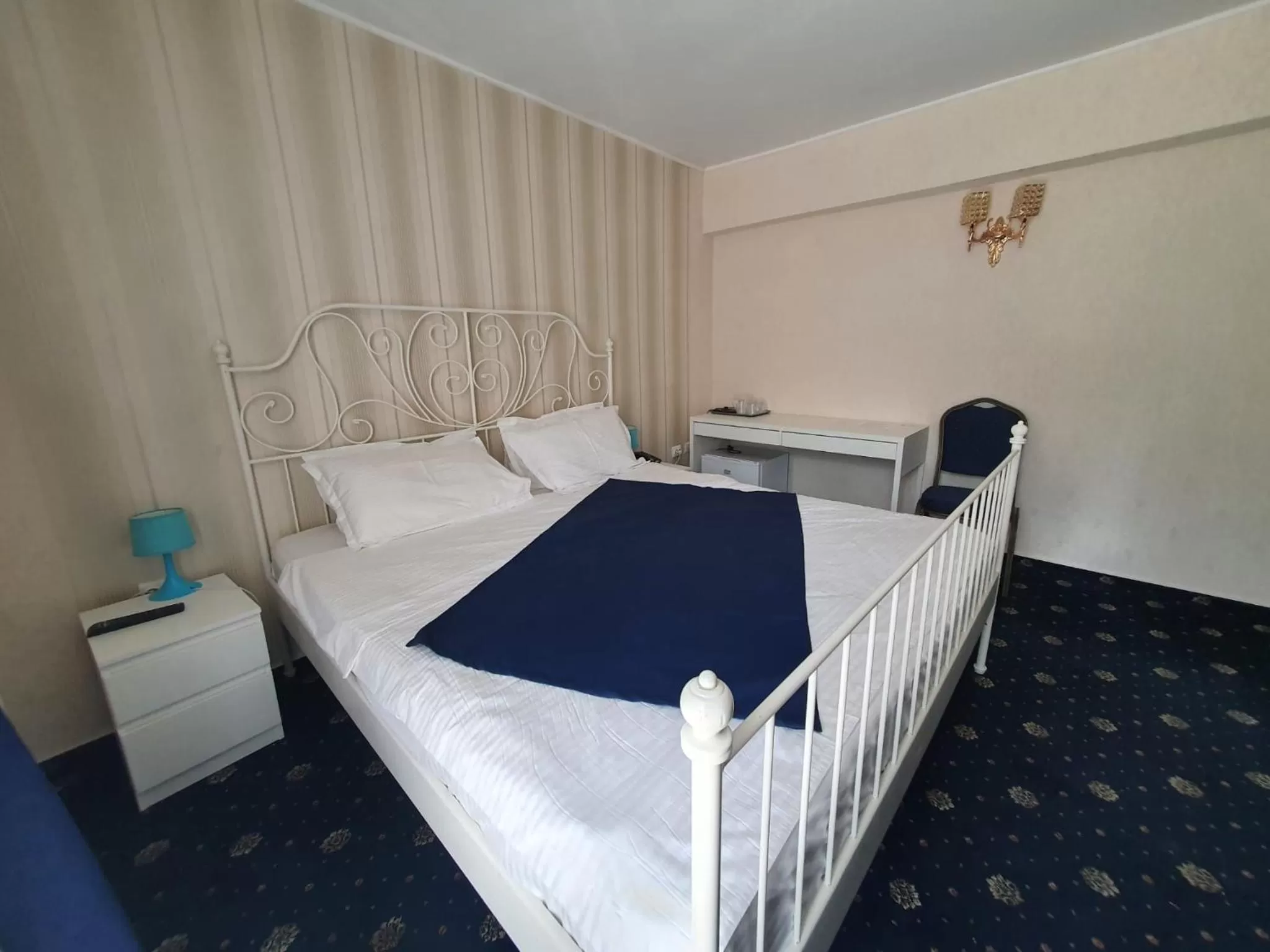 Photo of the whole room, Bed in Hotel Green Palace