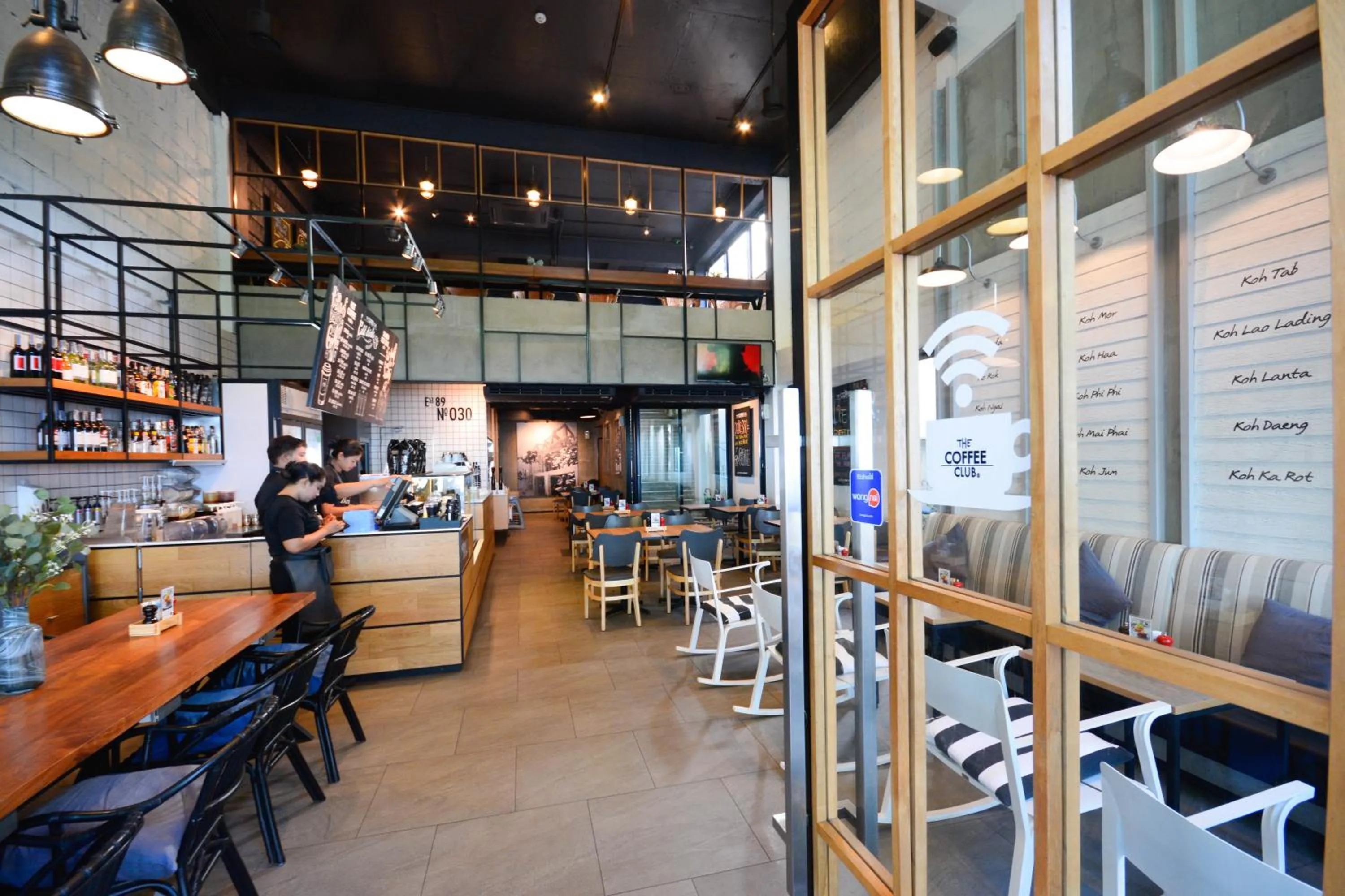 Restaurant/places to eat in iRest Ao Nang Seafront