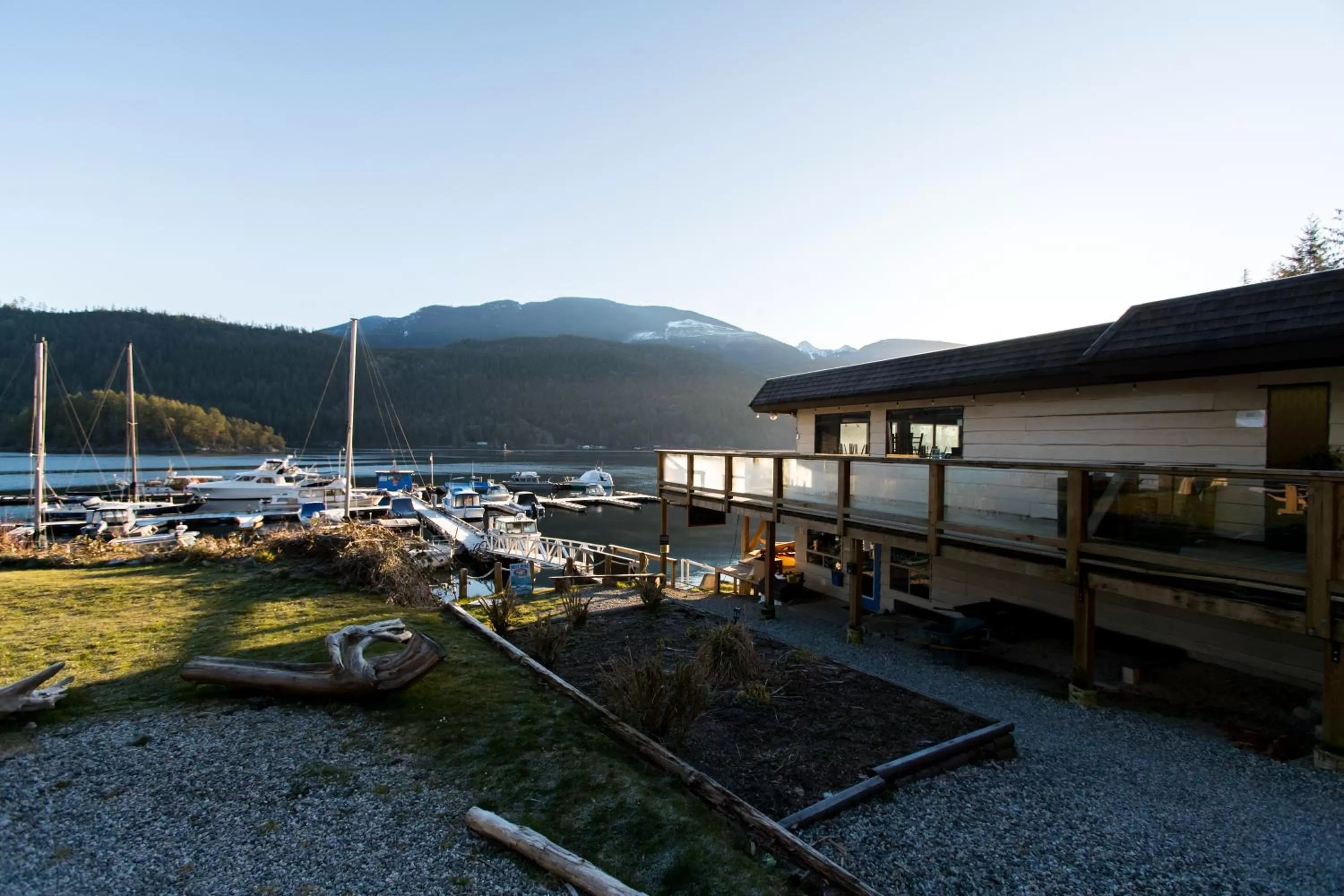 Facade/entrance in Backeddy Resort and Marina