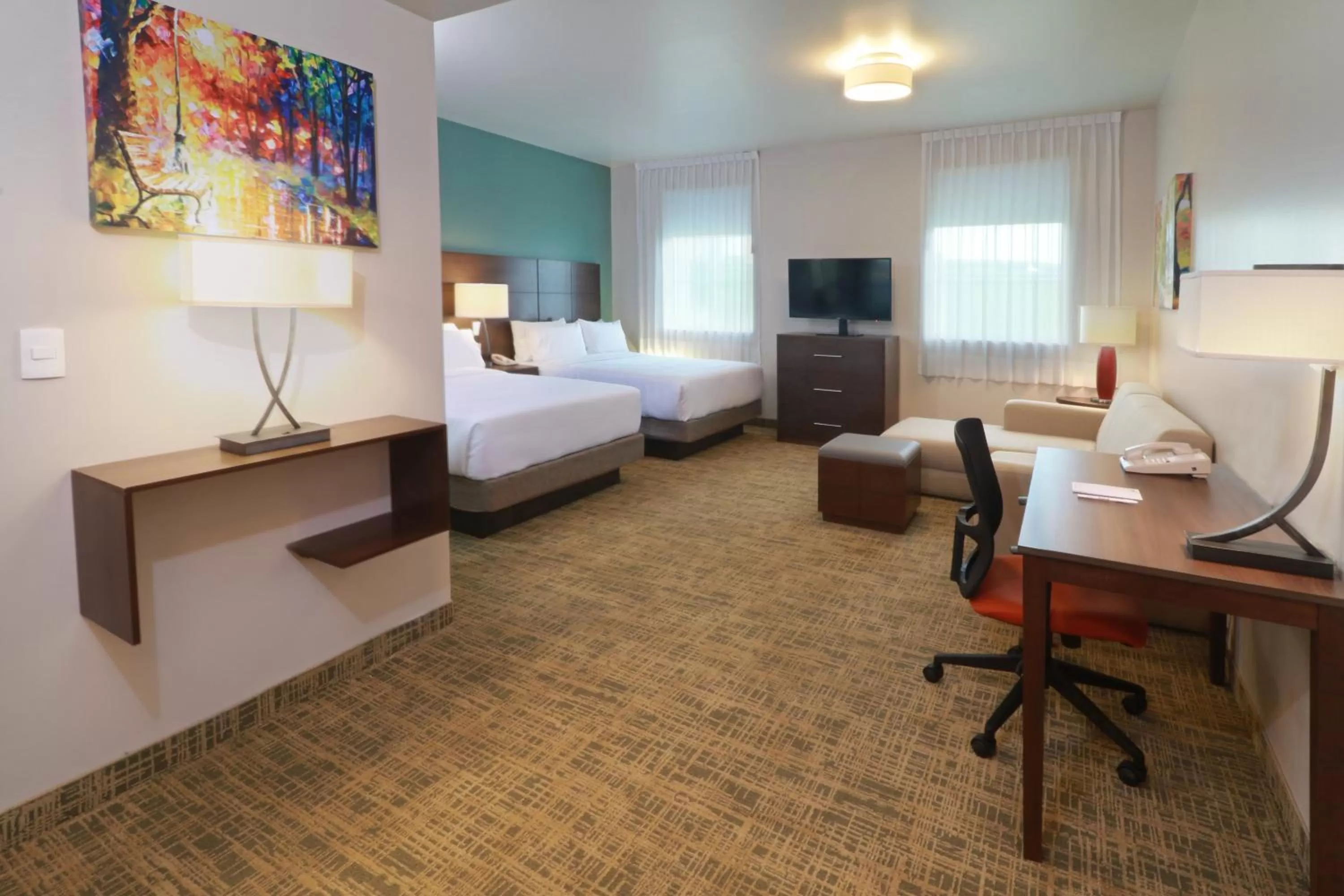 Photo of the whole room, Bed in Staybridge Suites Queretaro by IHG