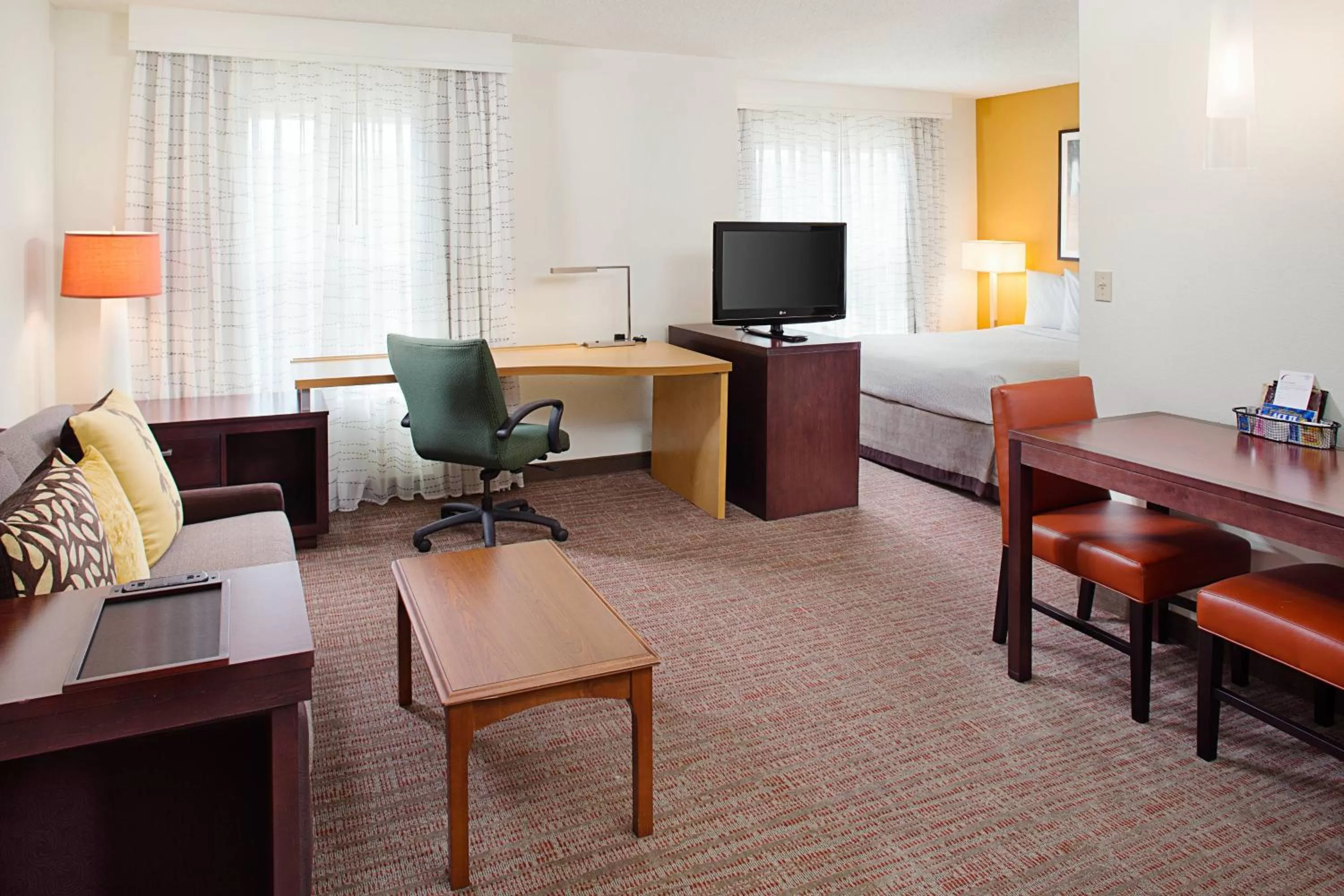 Bedroom, Seating Area in Residence Inn Houston - West University