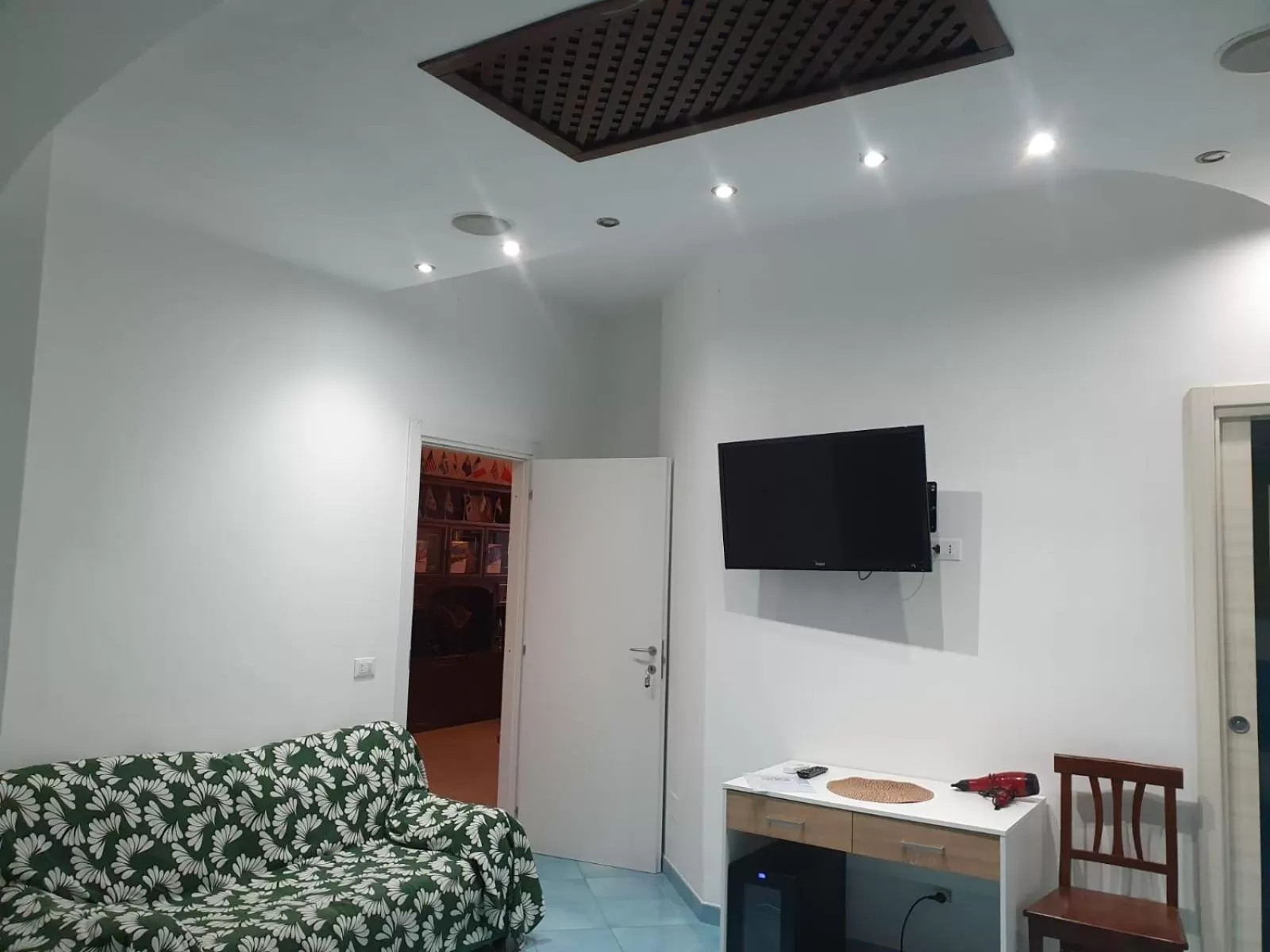 Photo of the whole room, Bed in Hotel Mareluna Ischia