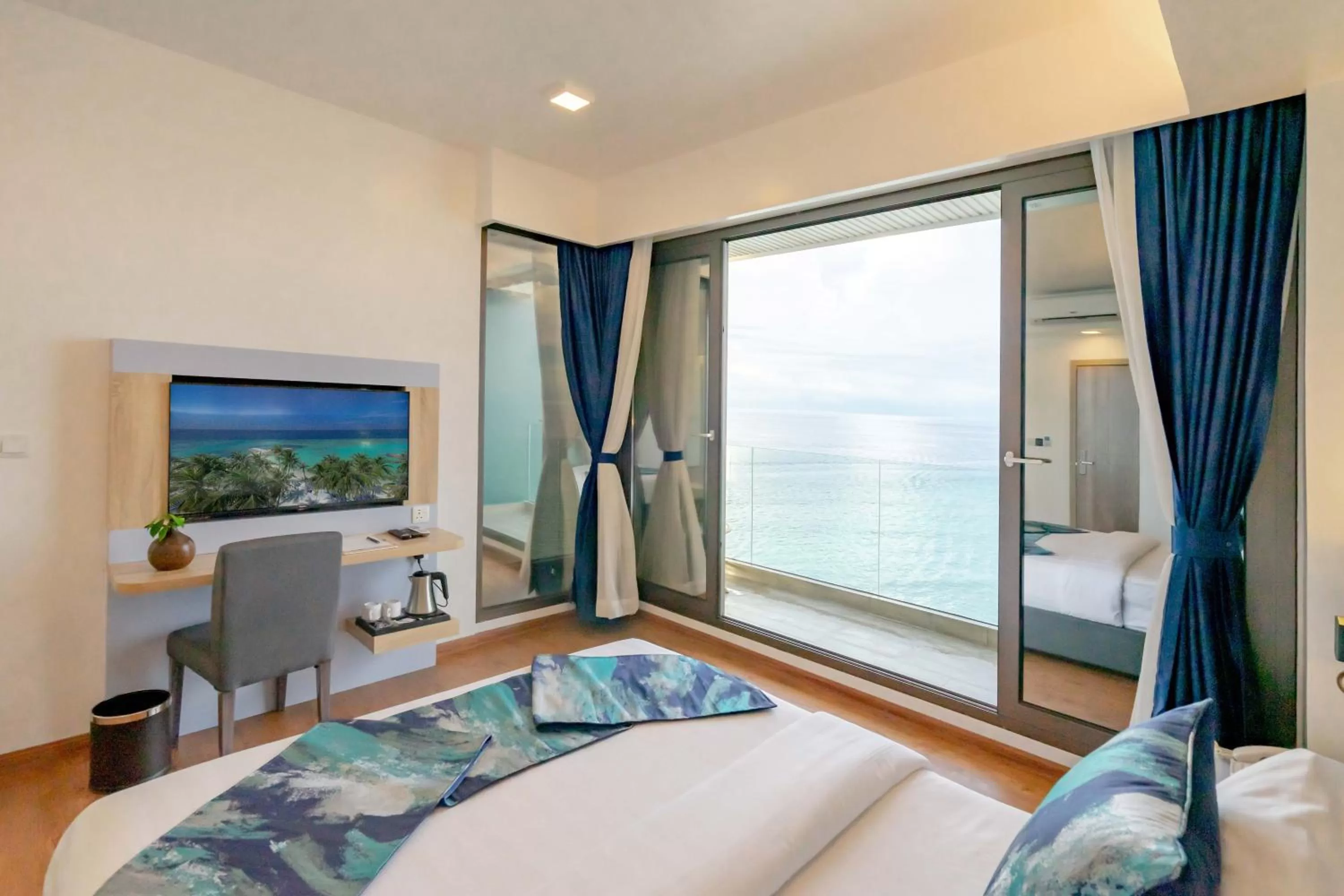 TV and multimedia, Bed in Arena Beach Hotel