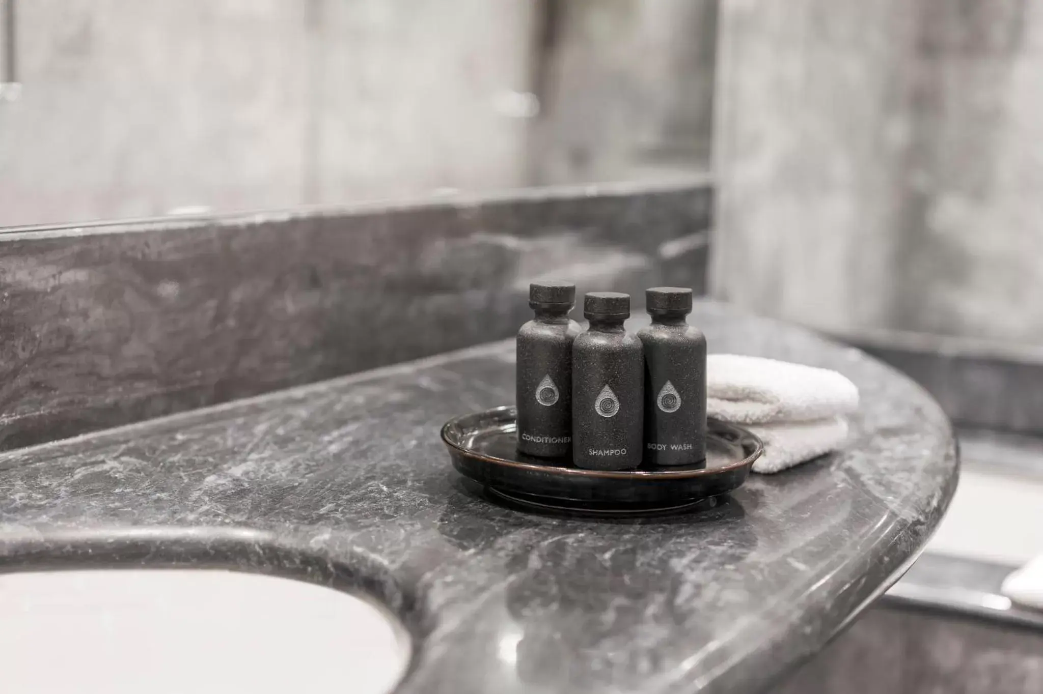 Executive King Suite in COMO The Halkin Executive King Suite in COMO The Halkin