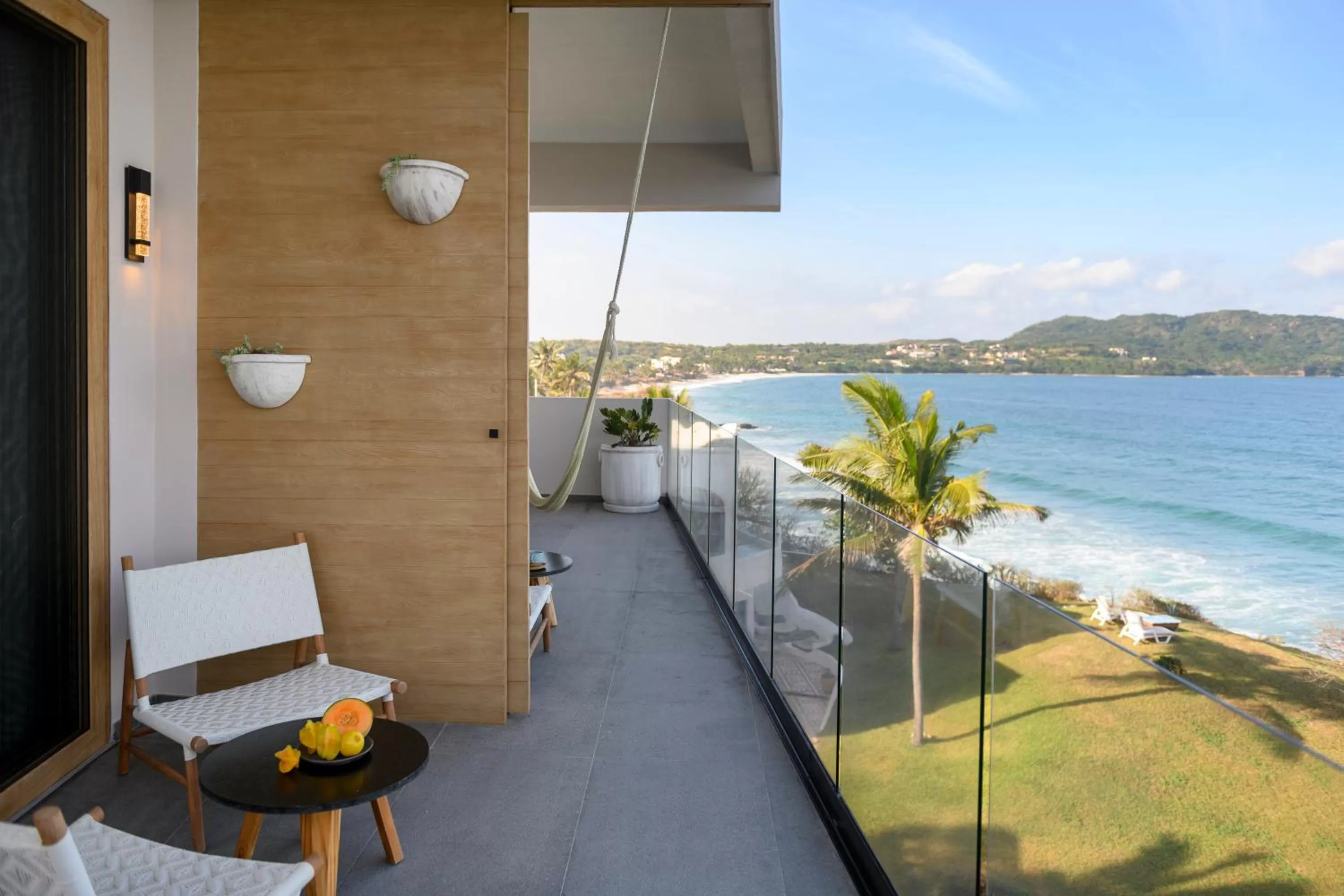 Pool view in Hotel Basalto