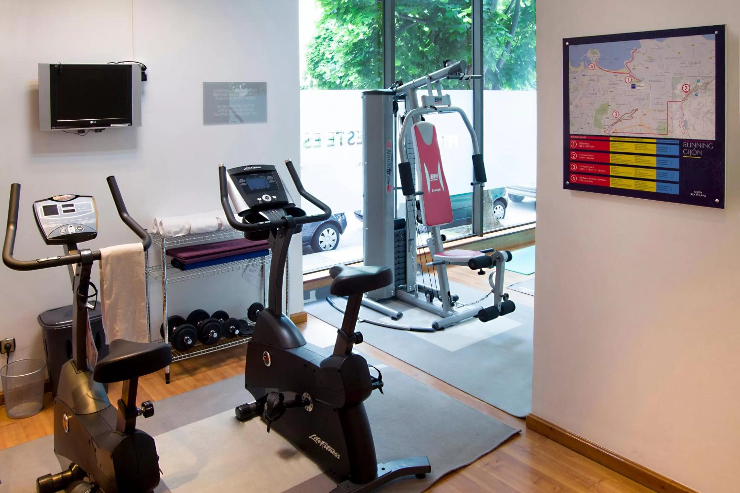 Fitness centre/facilities in Hotel Zentral Gijón Rey Pelayo
