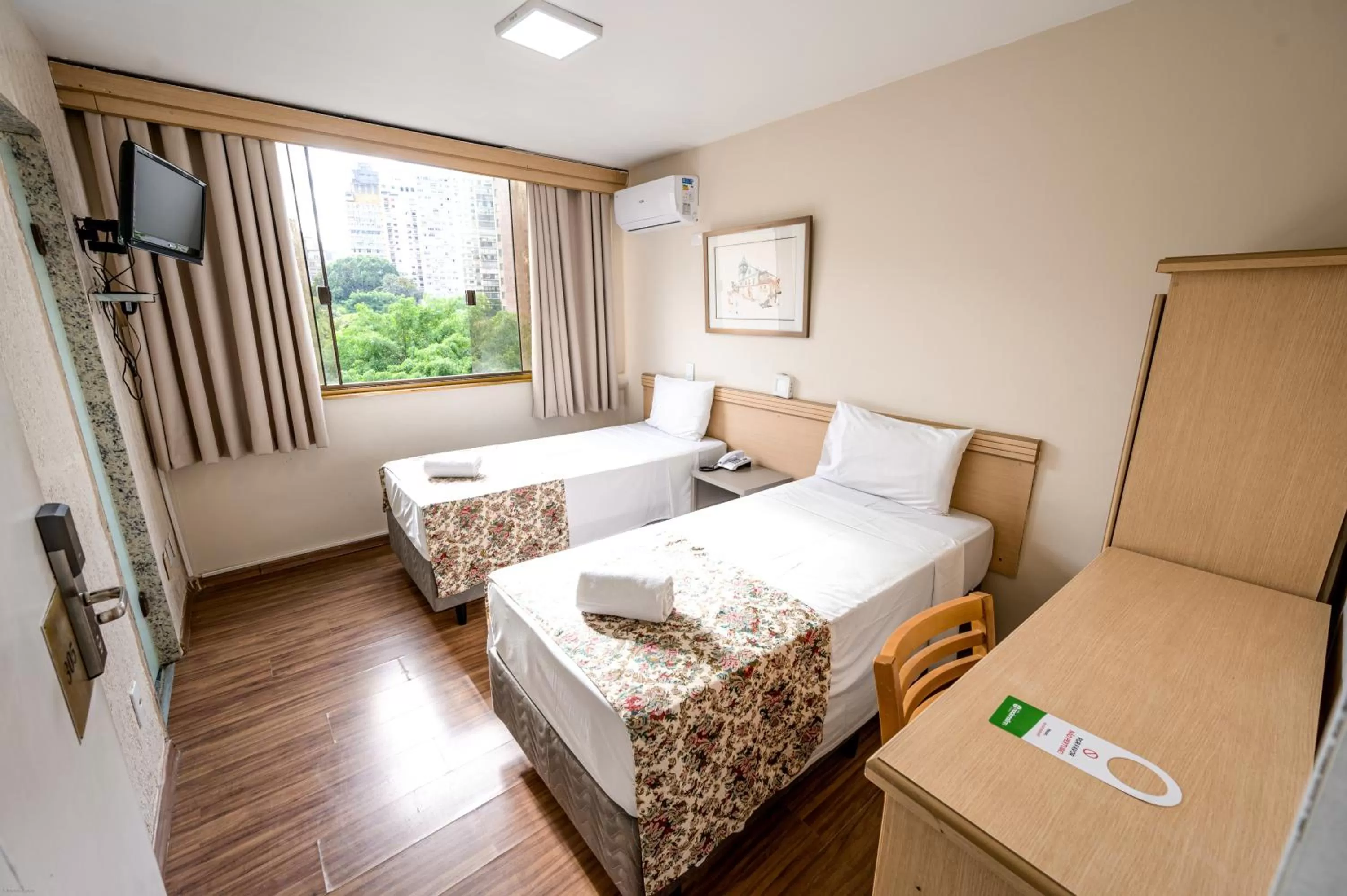 Bedroom, Bed in Dan Inn São Paulo Higienópolis by Nacional Inn - PRÓXIMO À AV PAULISTA