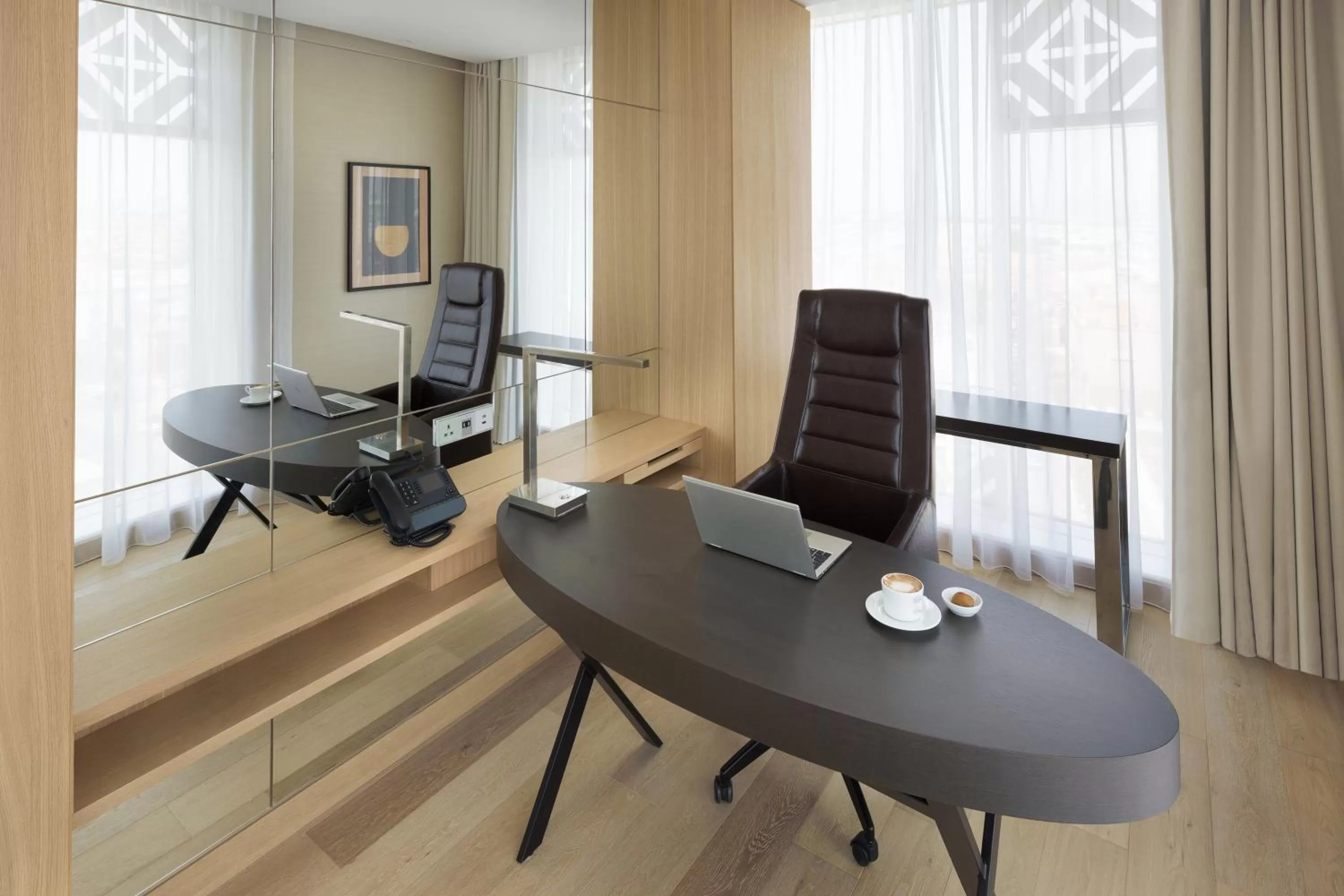 Seating area in Crowne Plaza - Jeddah Al Salam by IHG