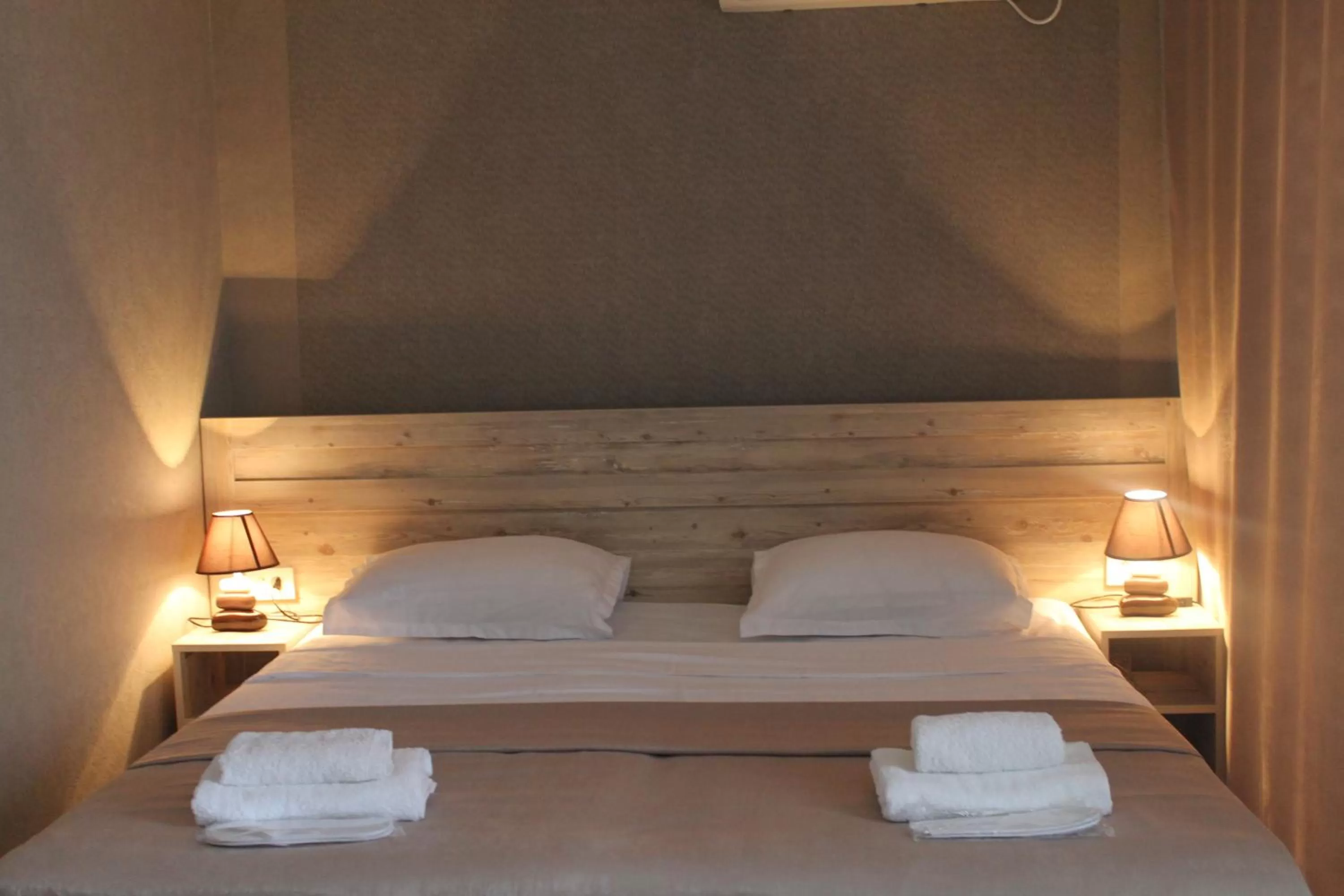 Bed in Hotel Tskhumi