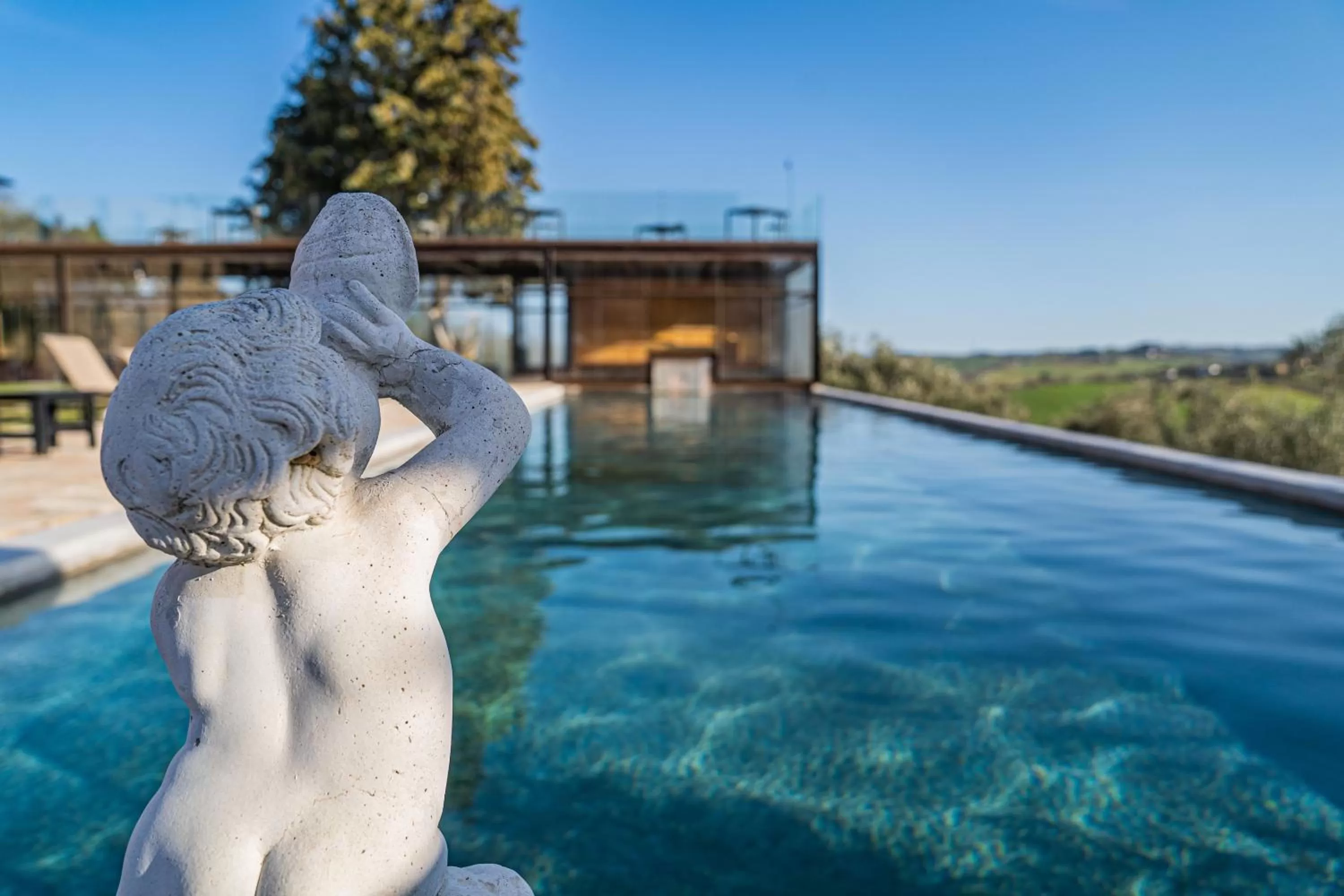 Swimming pool in Terra di Gradara