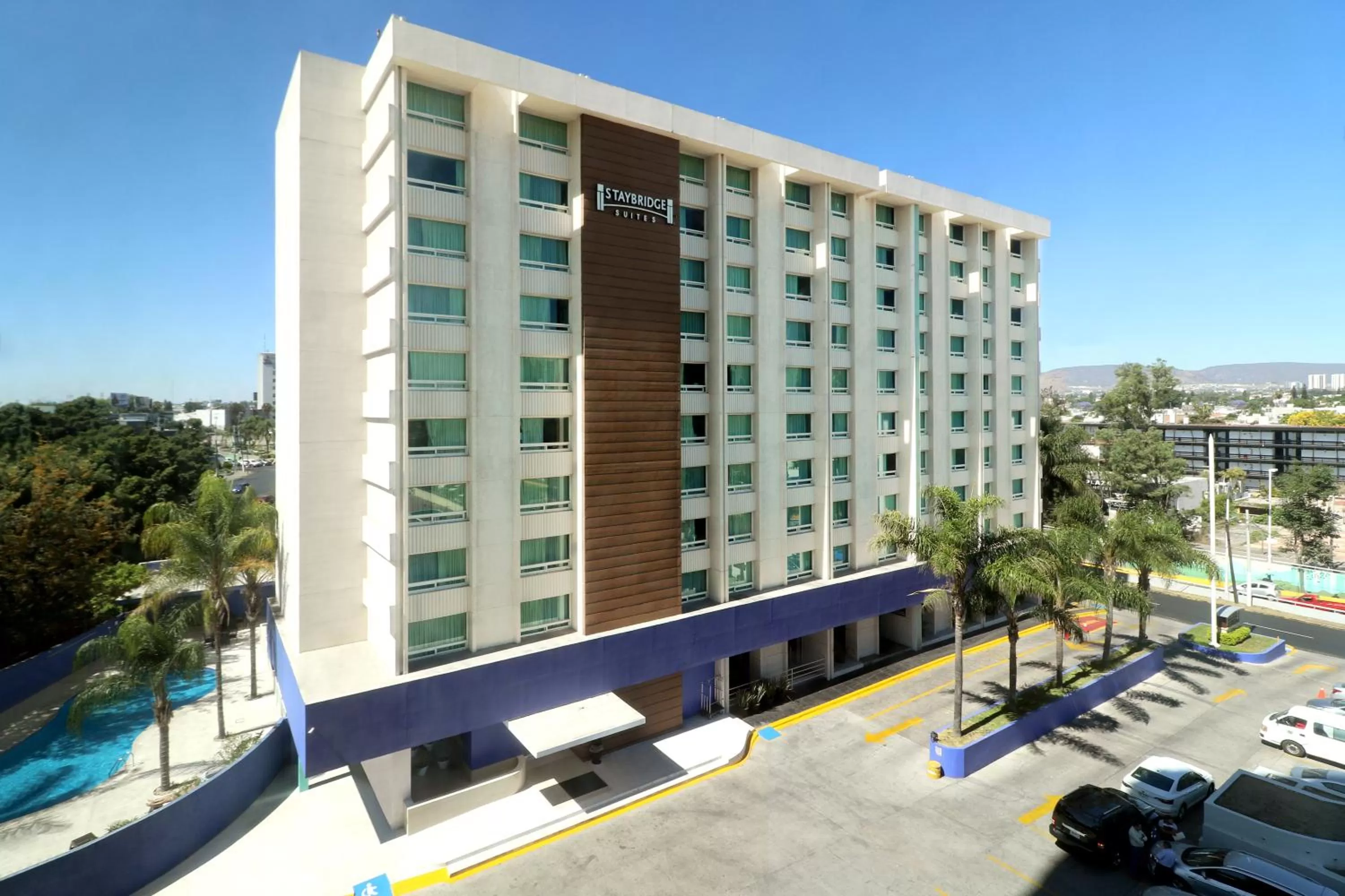 Property building in Staybridge Suites Guadalajara Expo by IHG