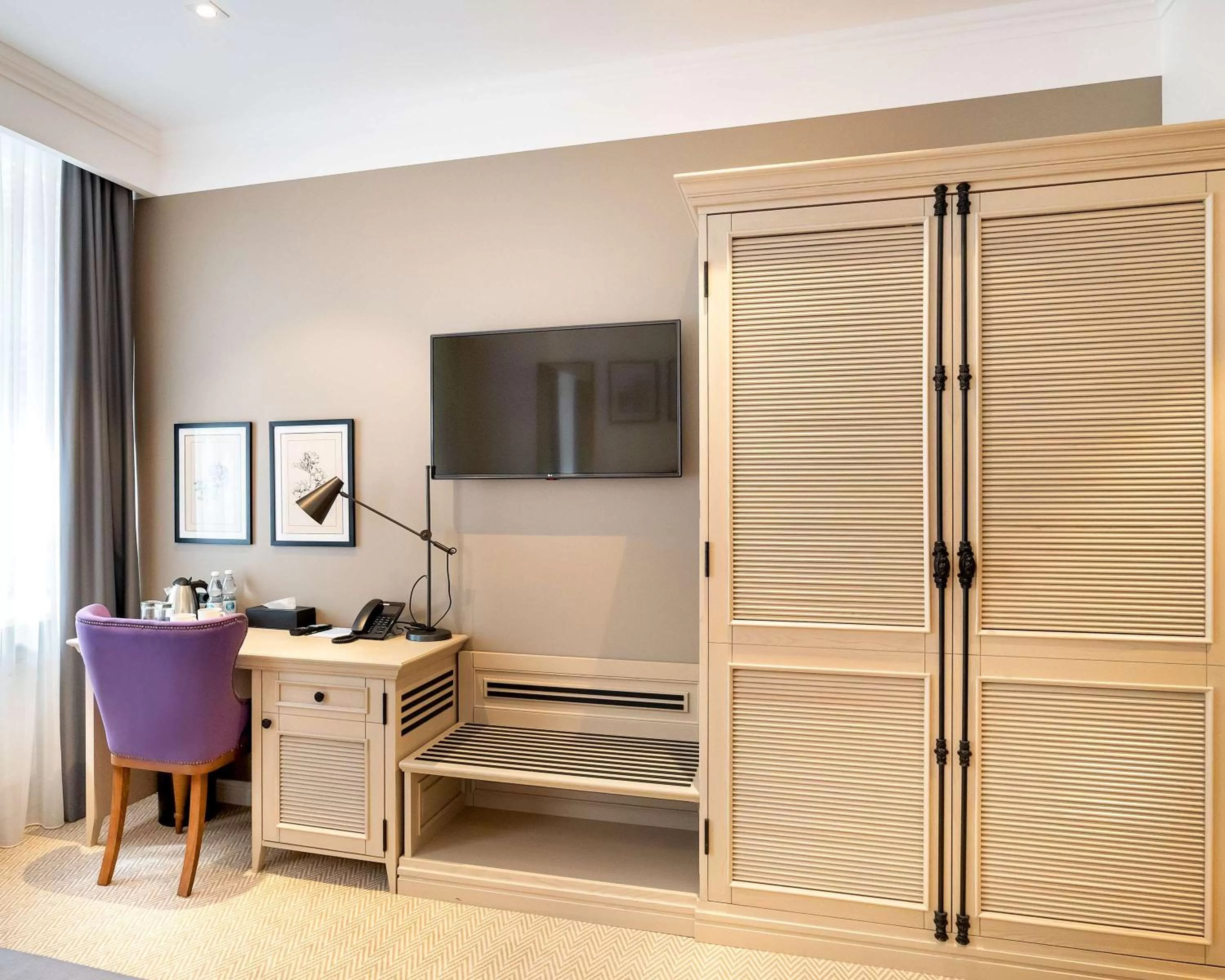 Bedroom in Best Western Plus Market Square Lviv