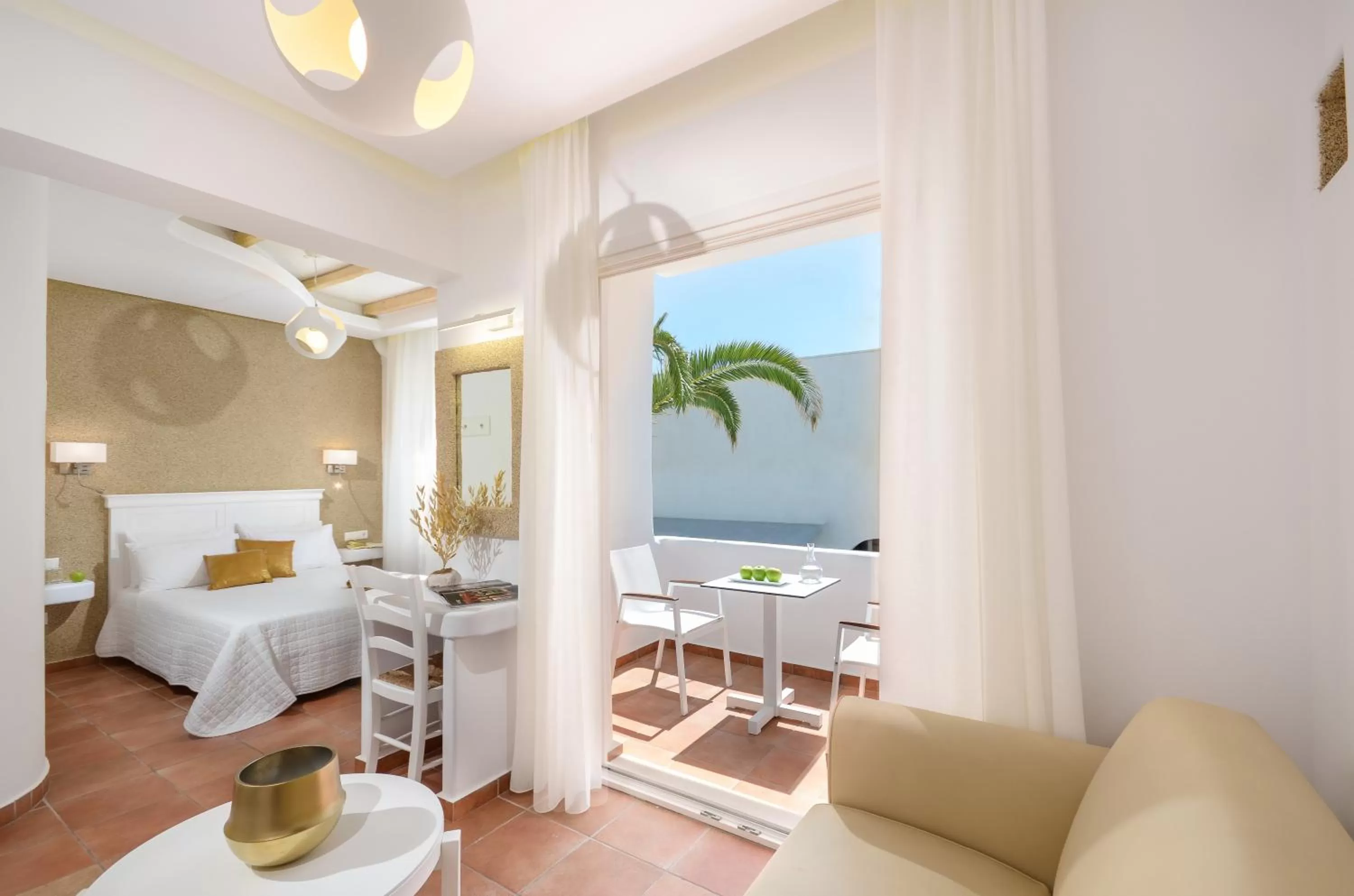 Bedroom, Bed in Adriani Hotel