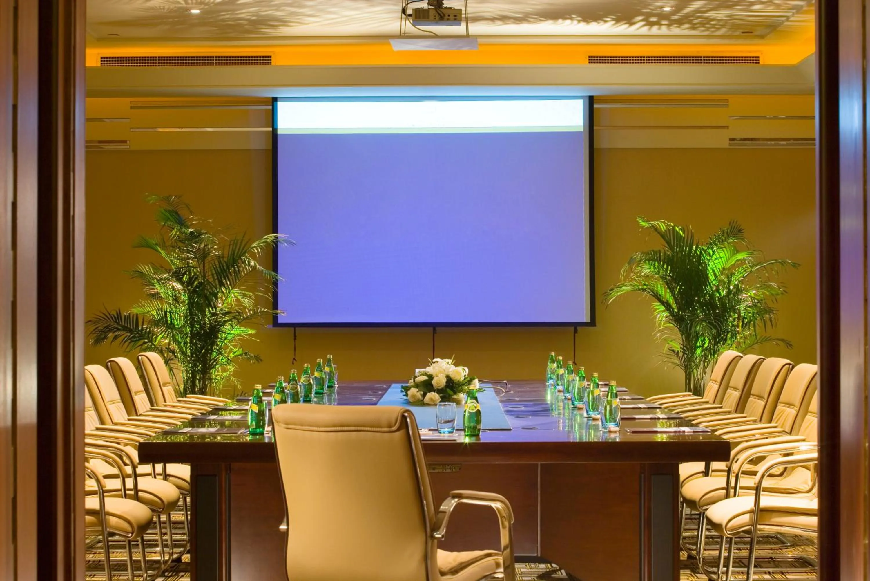 Business facilities in Wyndham Garden Suzhou