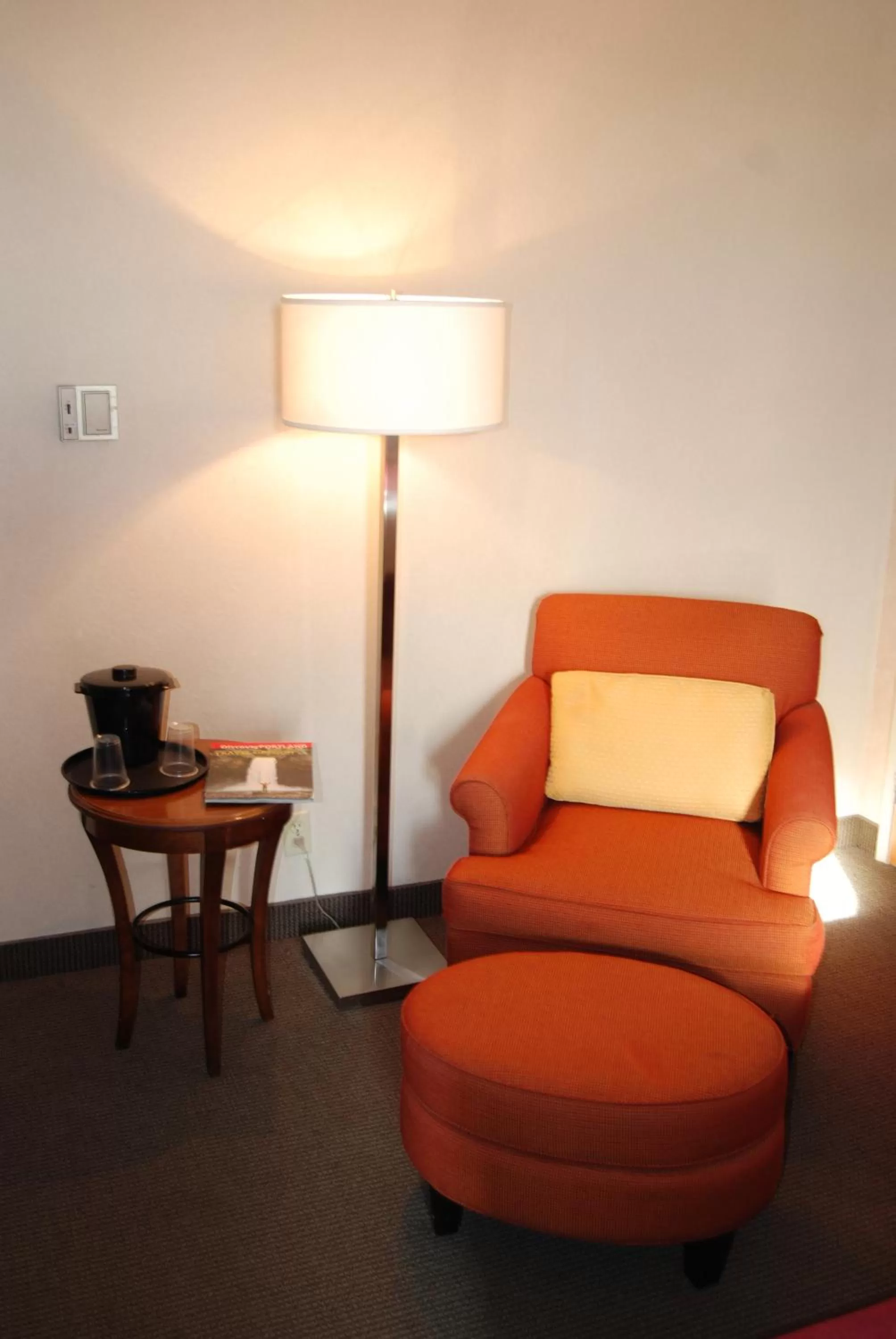 Seating area in Inn at the Convention Center