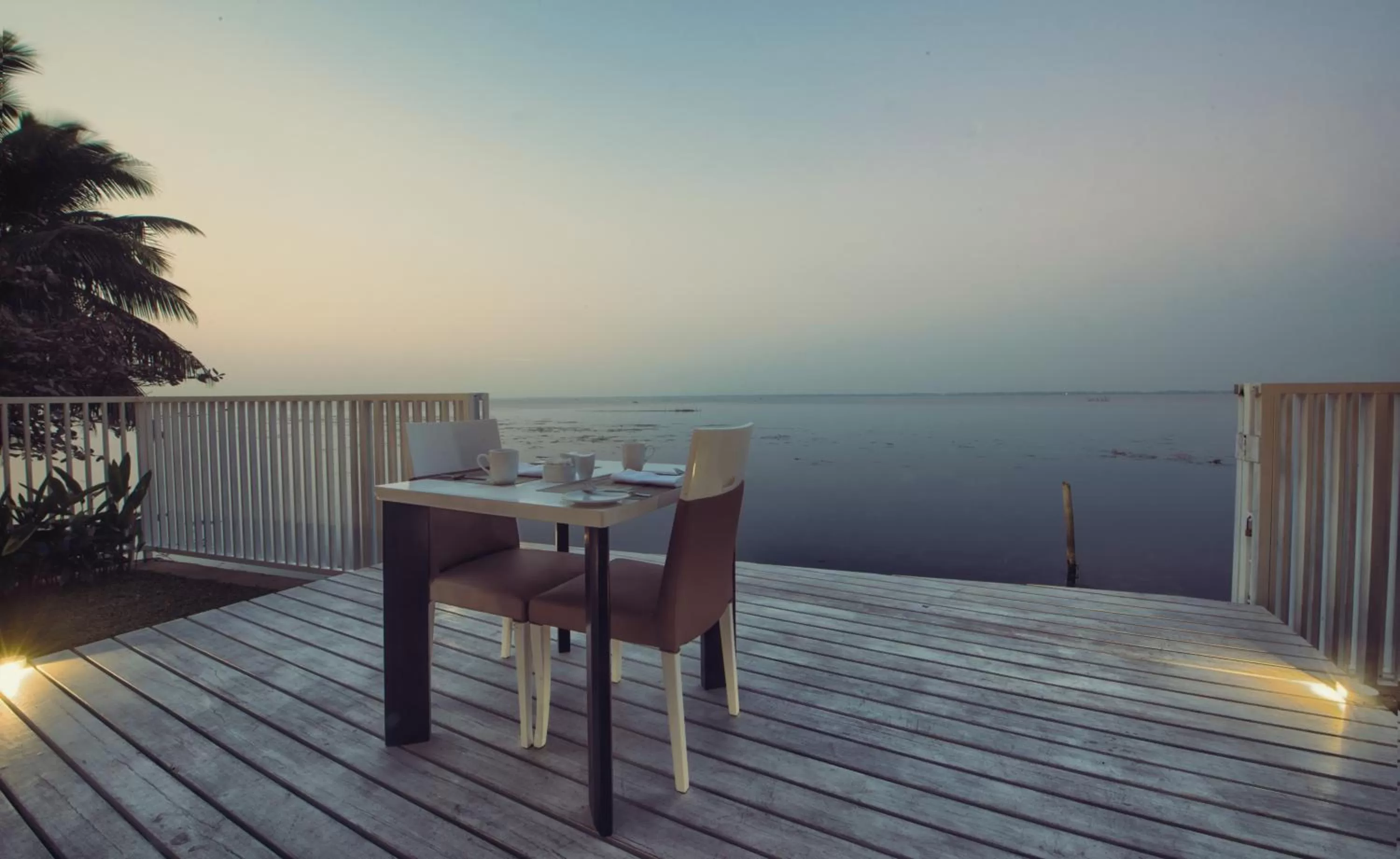 Restaurant/places to eat in Hush Lagoon 30