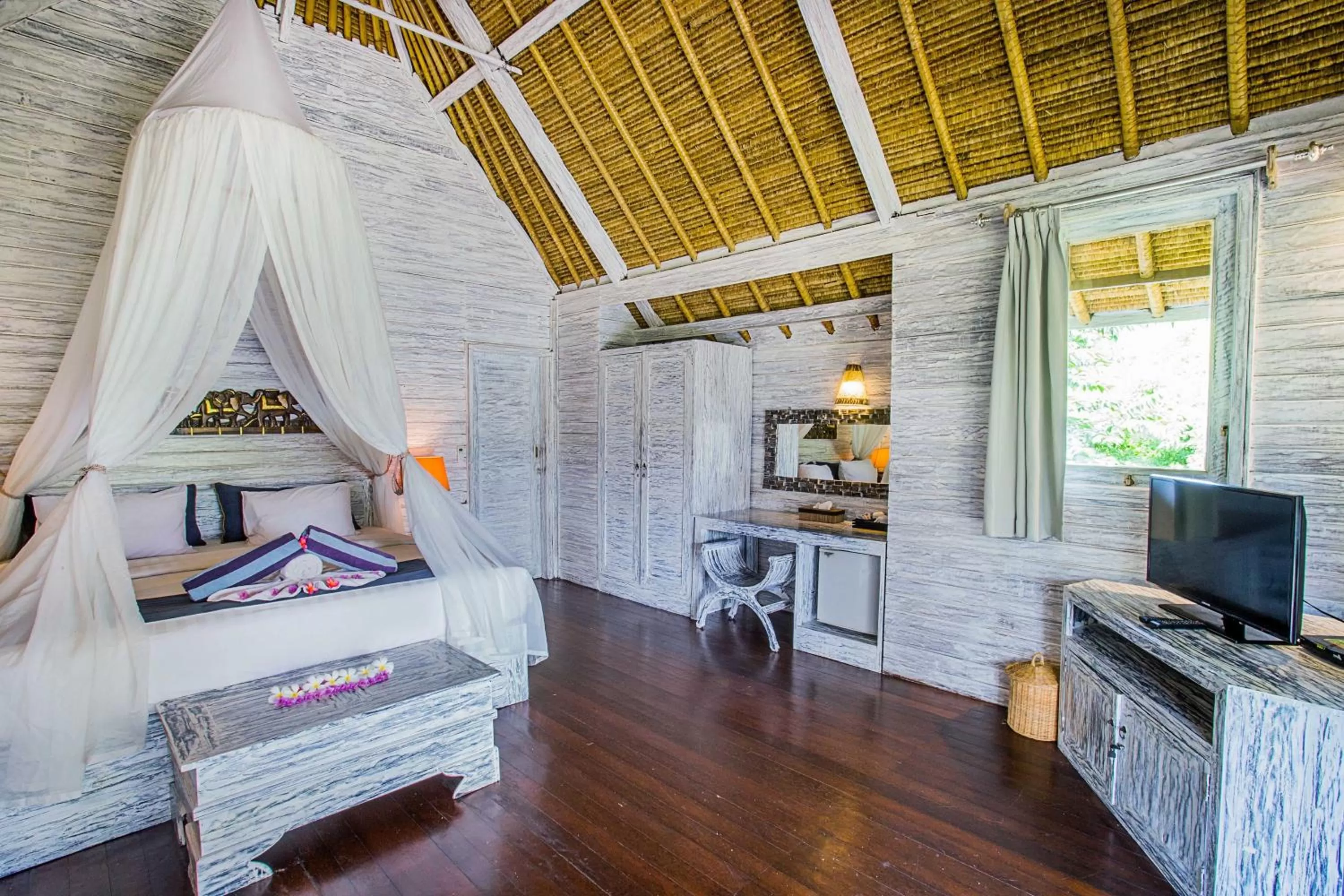 Bed in Bay Shore Huts