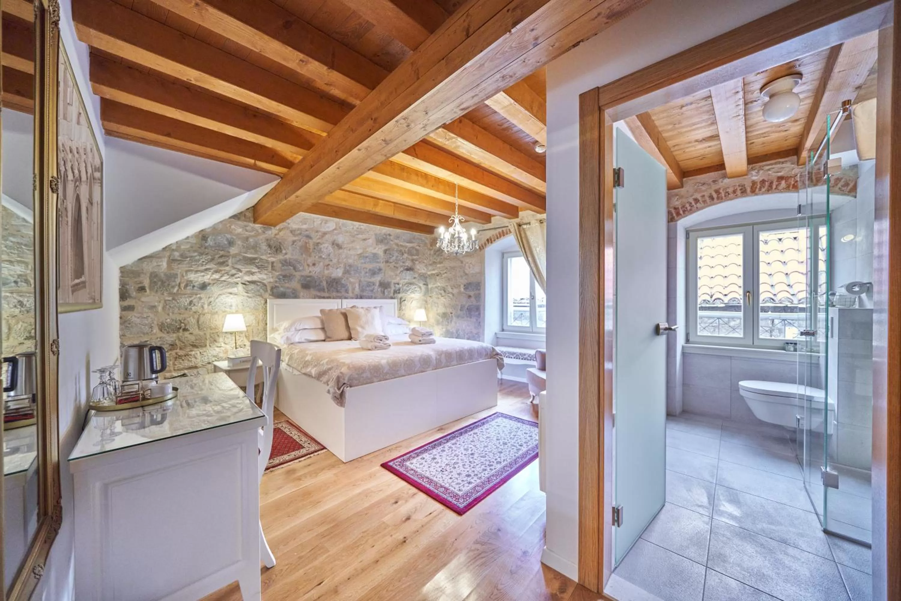 Shower, Bed in Villa Split Heritage Hotel