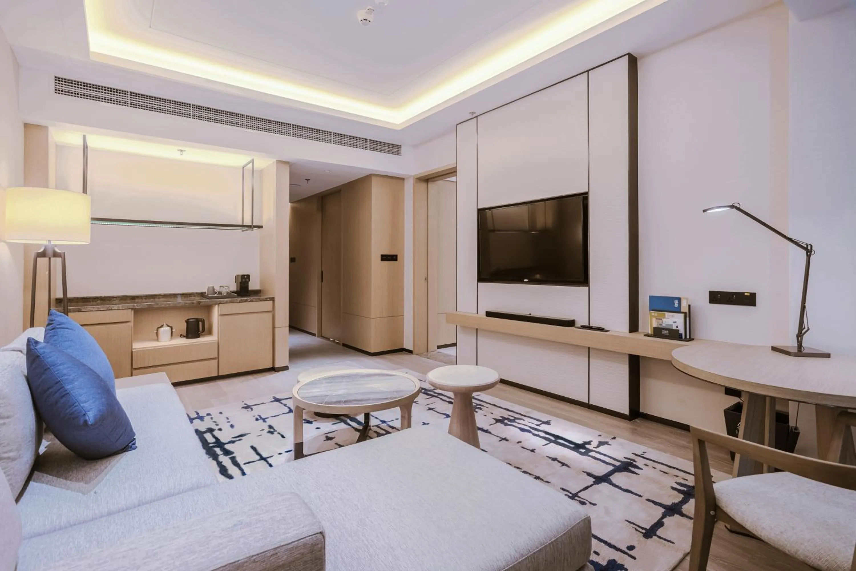 Exquisite Suite with 1 King in Four Points by Sheraton Suzhou, Wuzhong