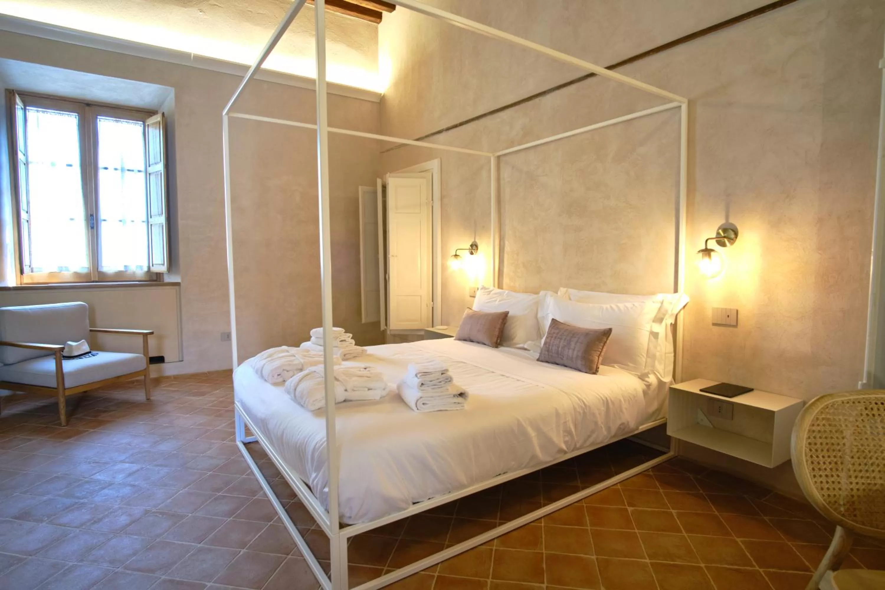 Bedroom, Bed in Badia Giulia Prestigious Historical B&B, Camaiore - Adults Only - No Pets