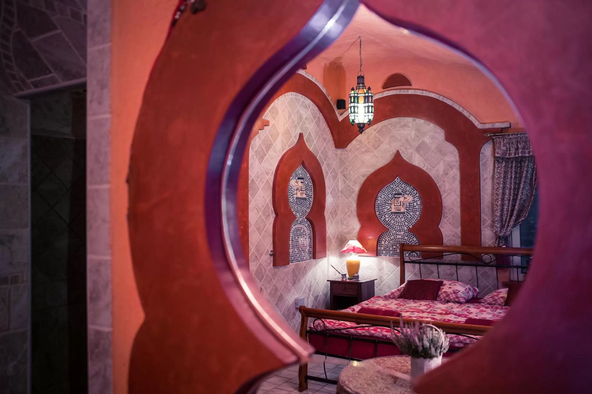 Decorative detail in Green Park Villa