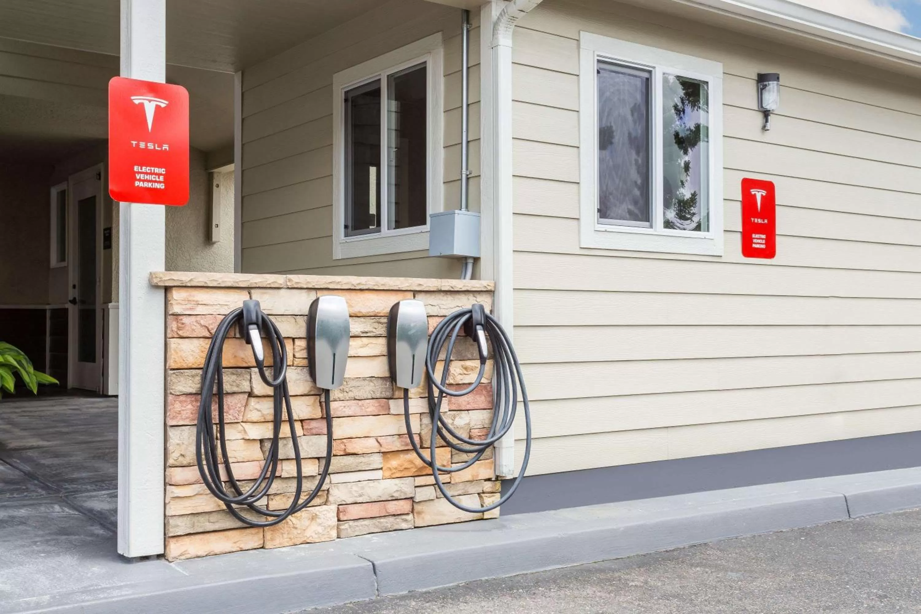 On site in Super 8 by Wyndham Fortuna