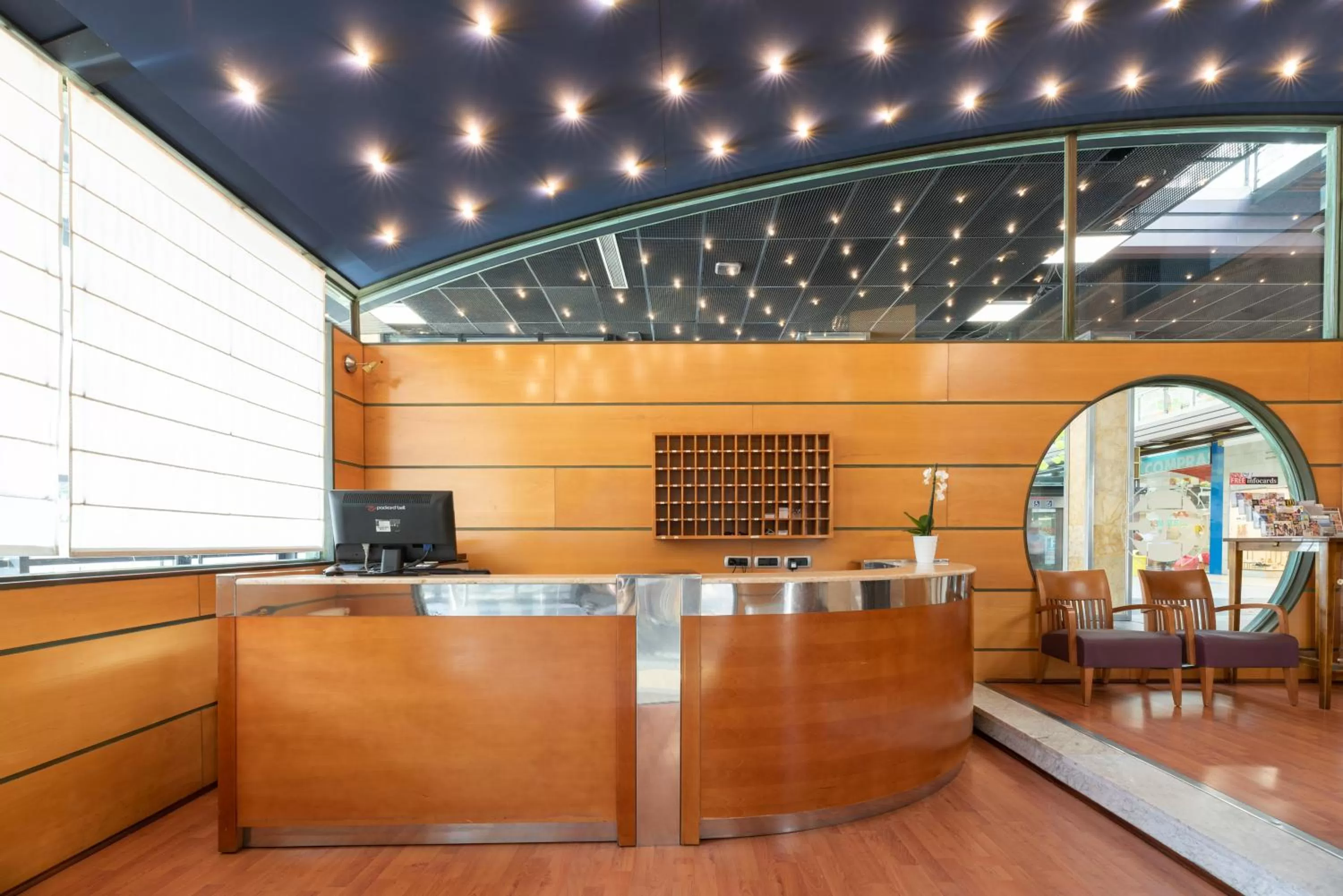 Lobby or reception in Exe Area Central