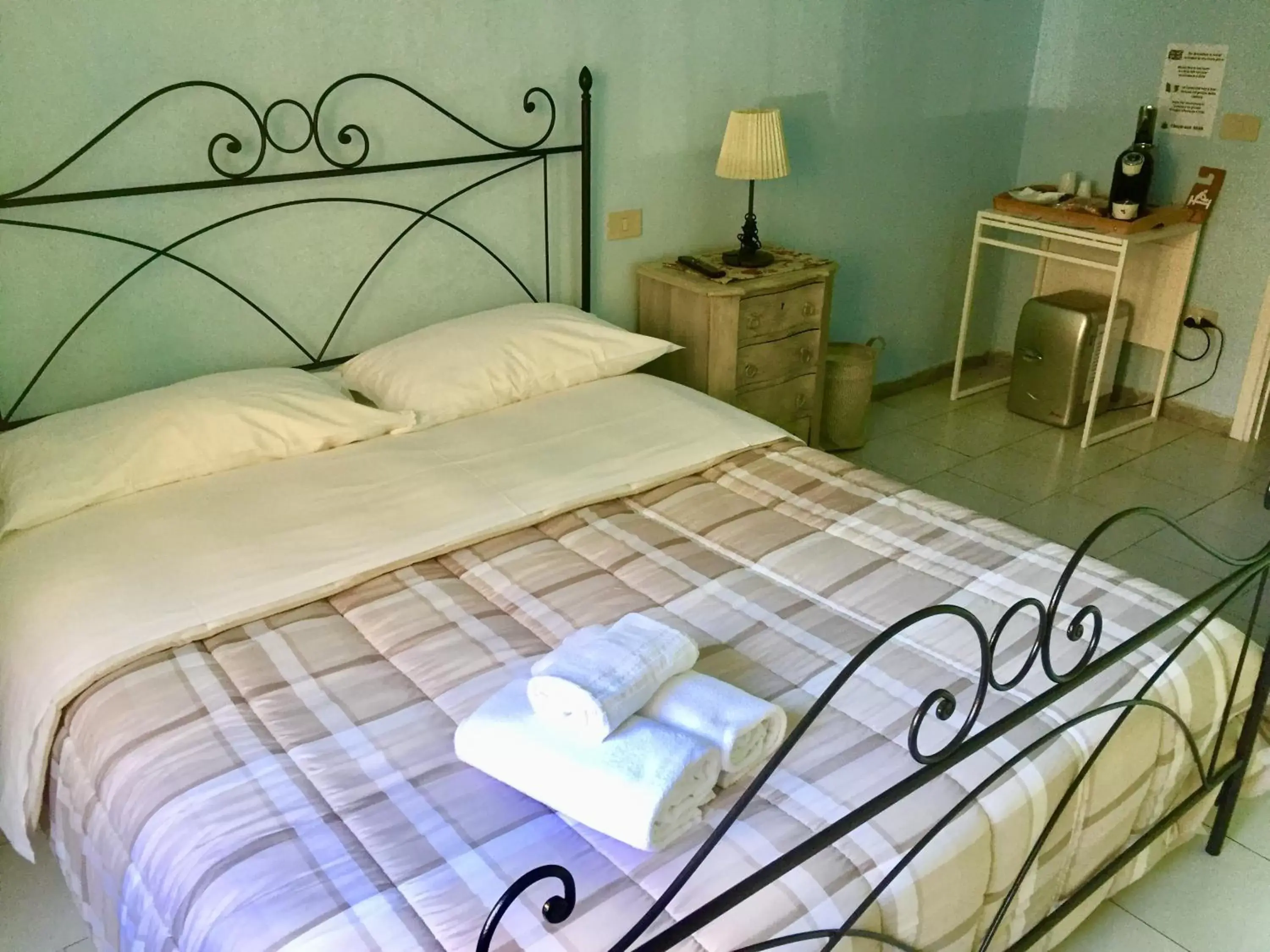 Double Room with Private Bathroom in 6 Keys Double Room with Private Bathroom in 6 Keys