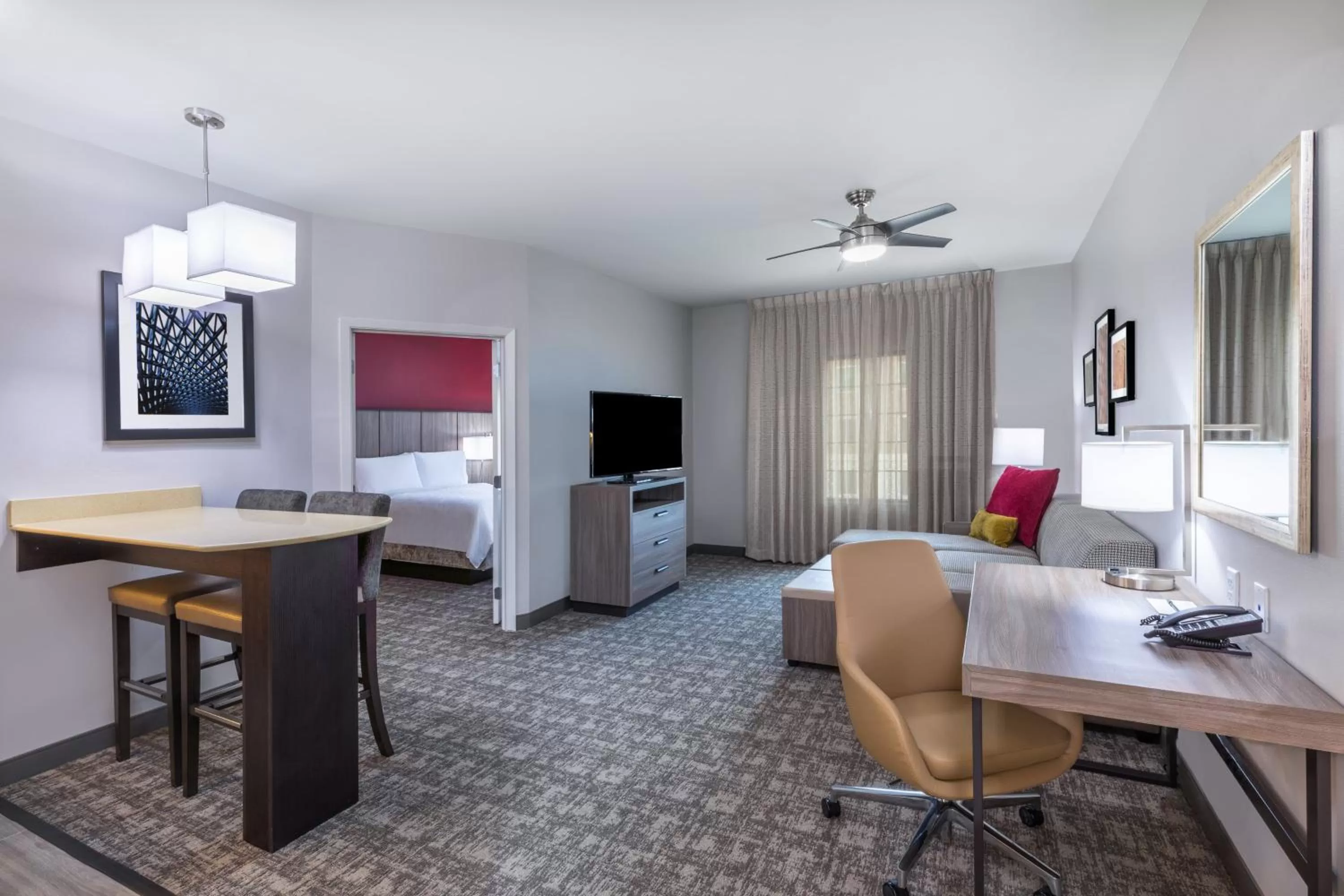 Photo of the whole room, Bed in Staybridge Suites - Houston IAH Airport East by IHG