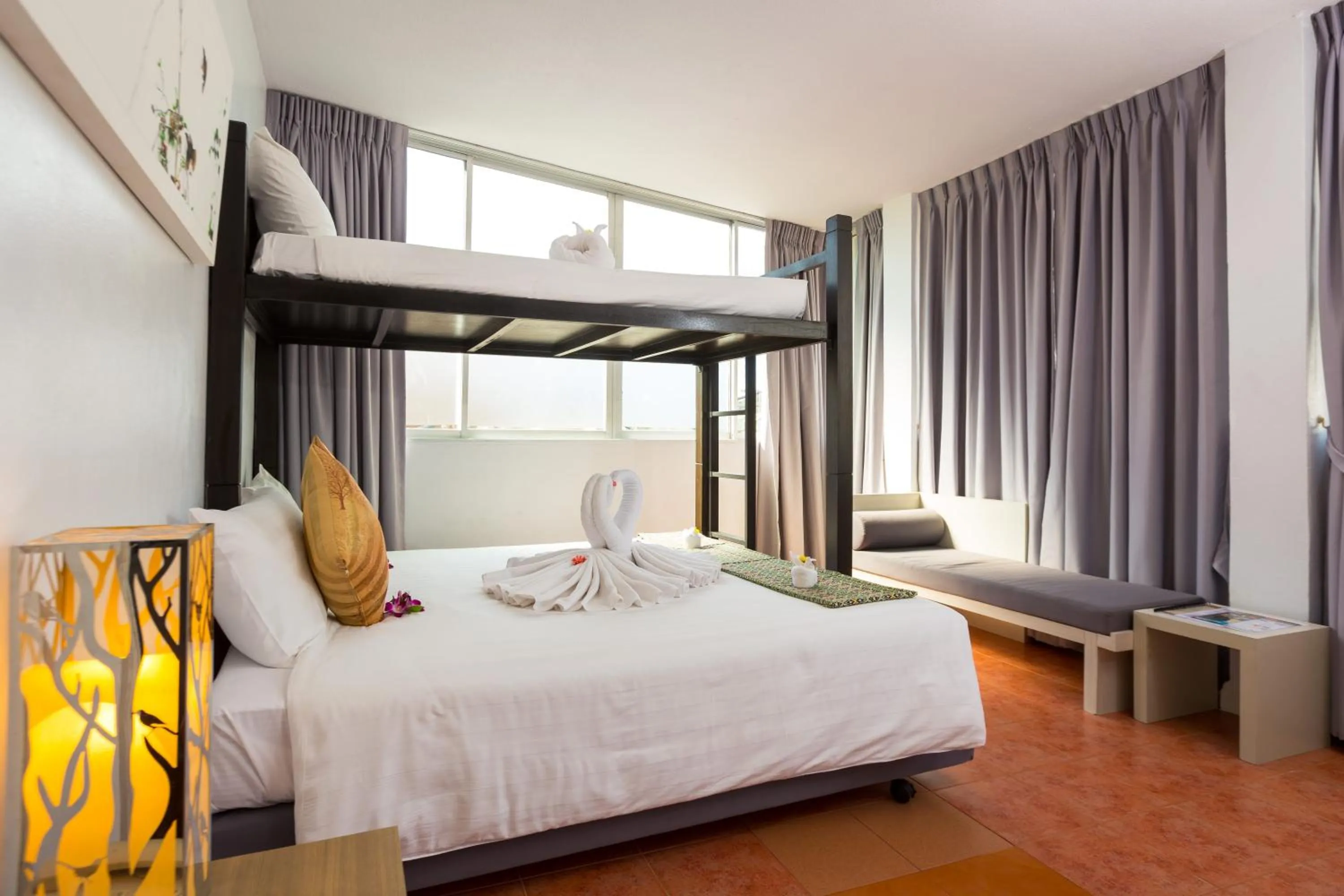 bunk bed, Bed in ON Hotel Phuket - SHA
