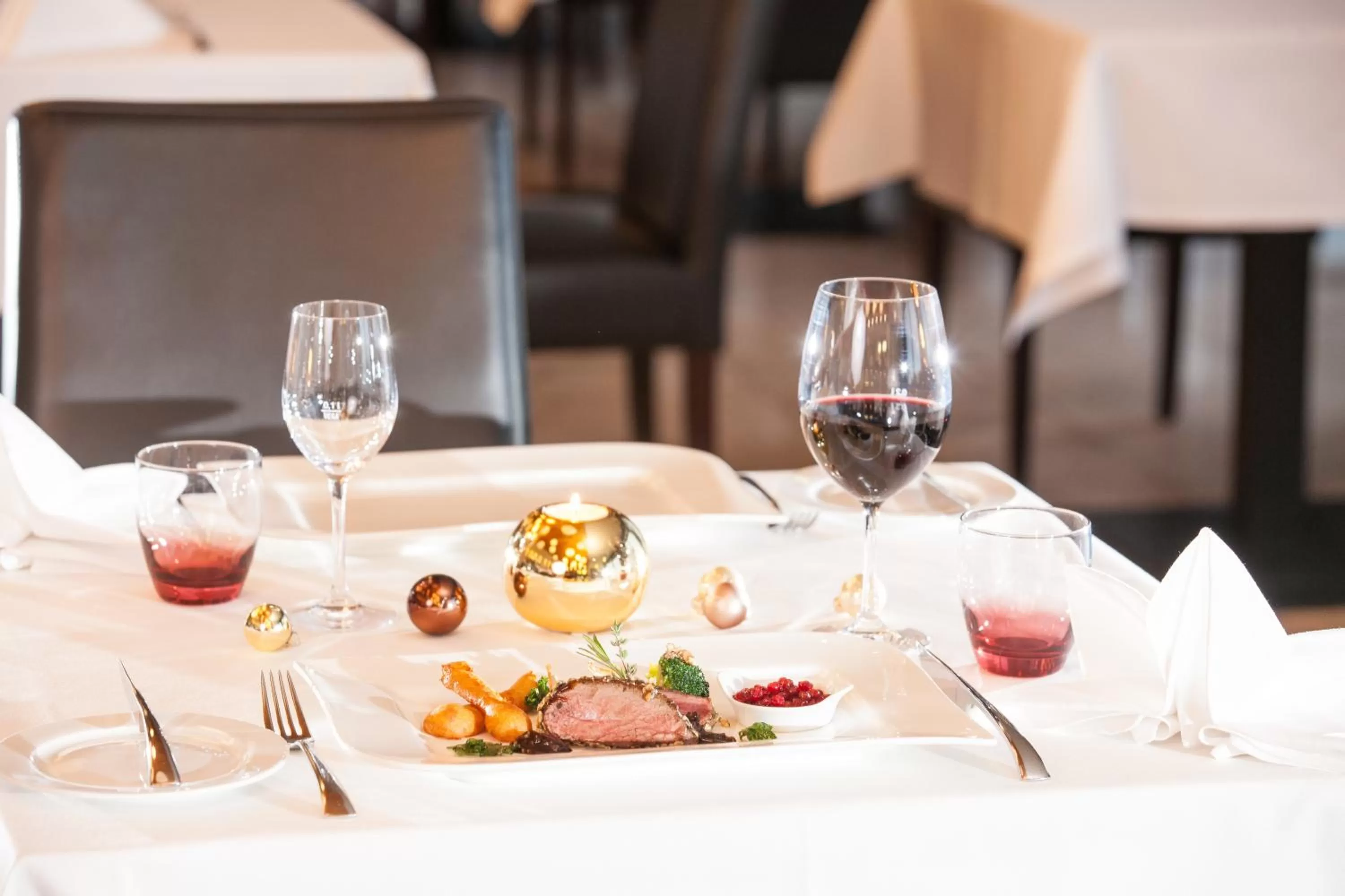 Food, Restaurant/Places to Eat in Bodensee-Hotel Sonnenhof