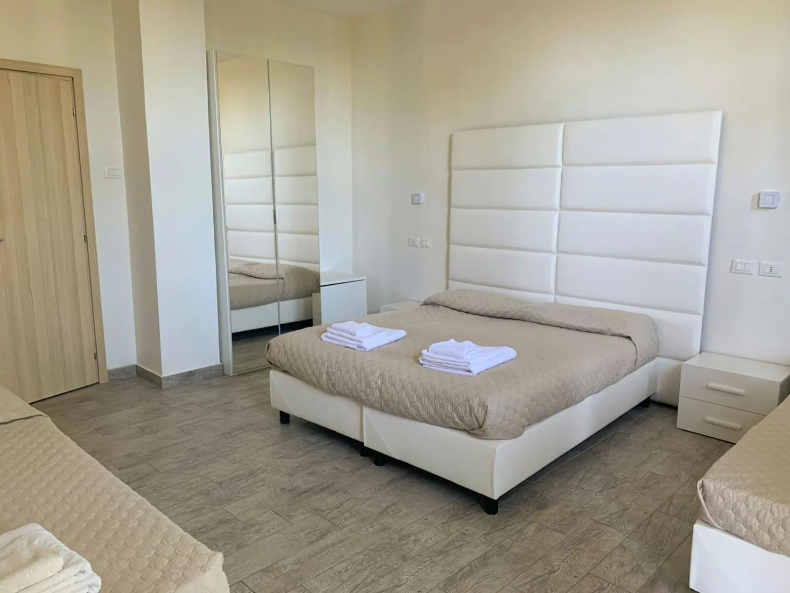 Bedroom in Hotel Artemide Mare