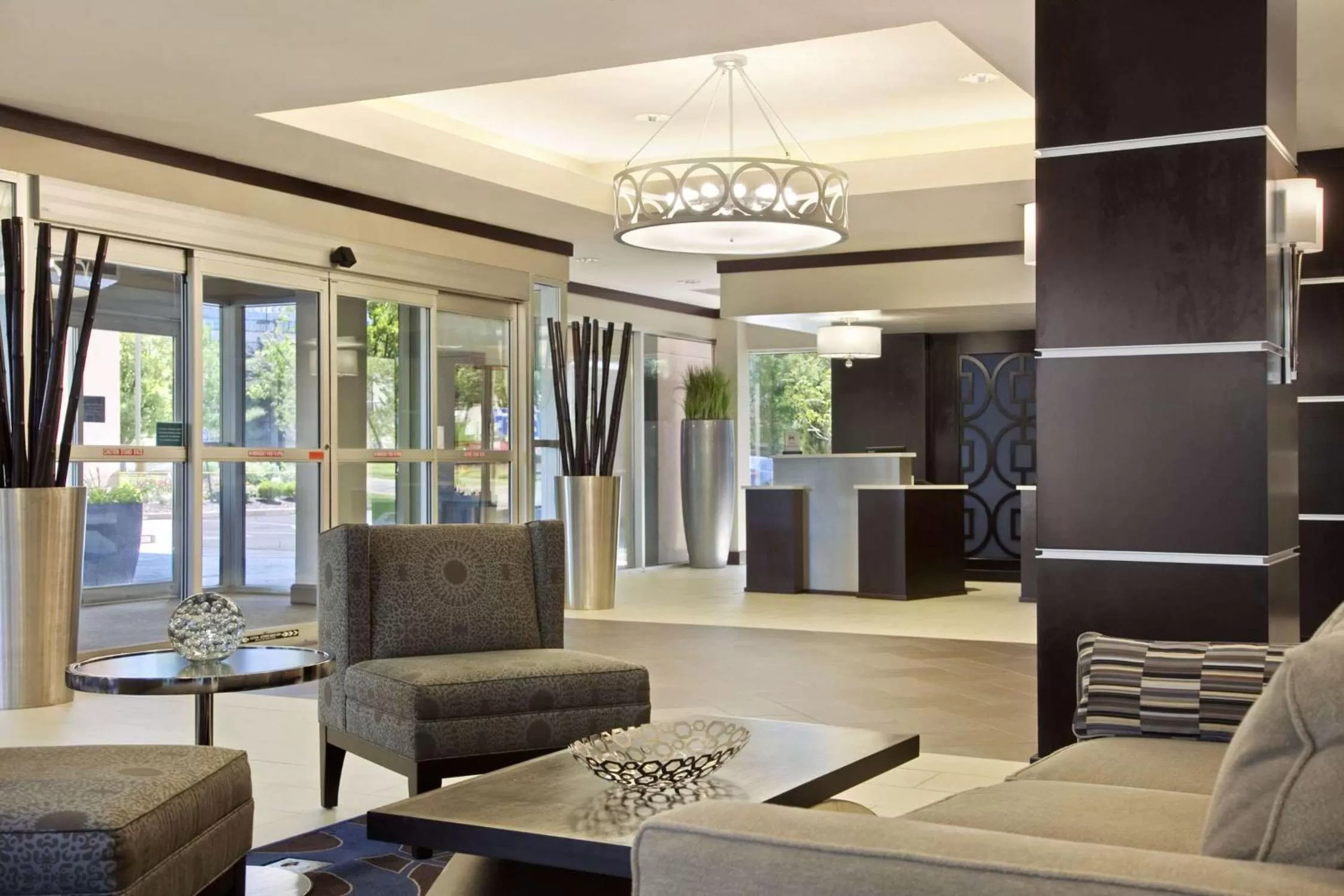 Lobby or reception in Embassy Suites by Hilton St Louis Airport