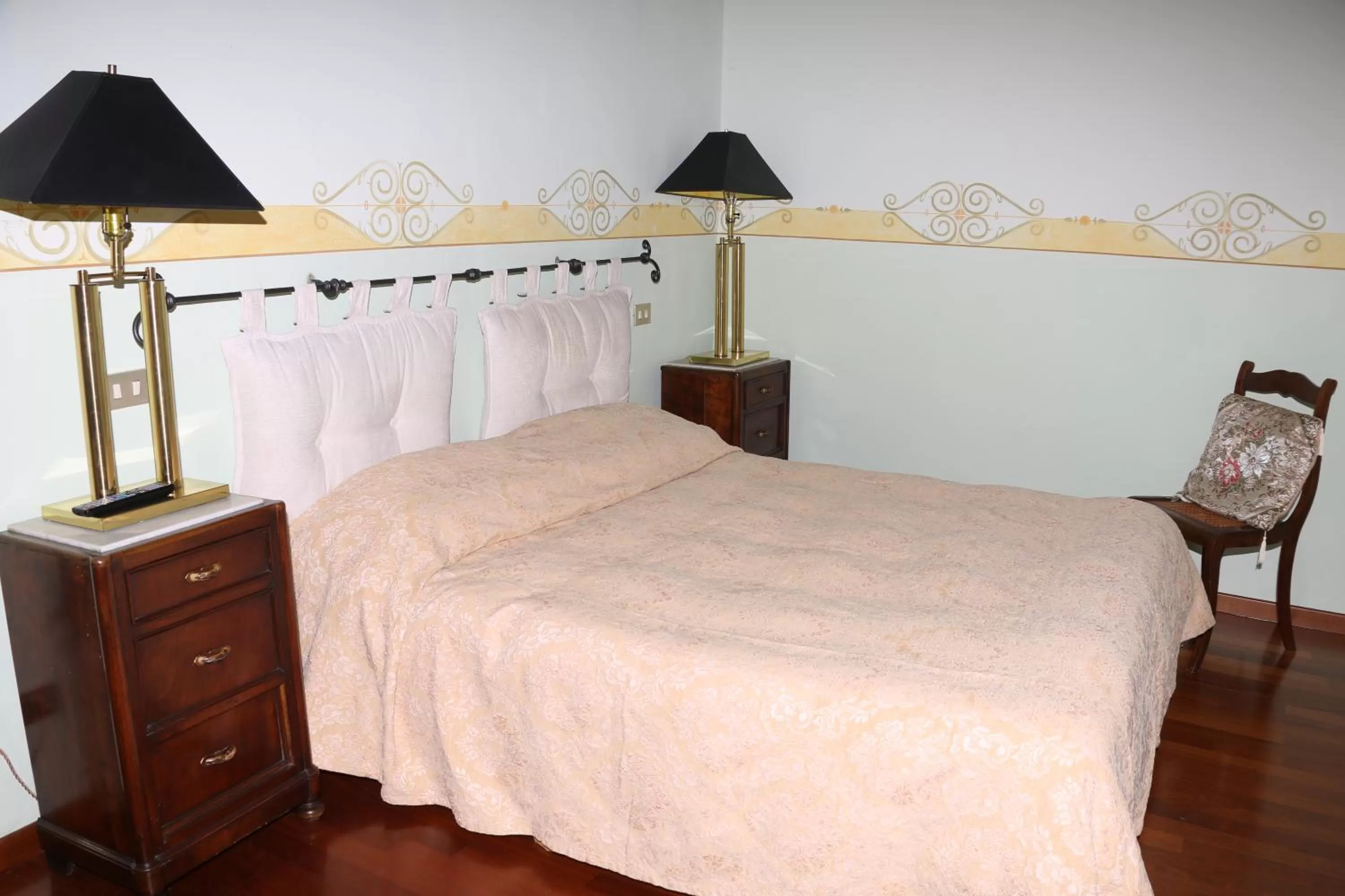 Photo of the whole room, Bed in Locanda Guidi