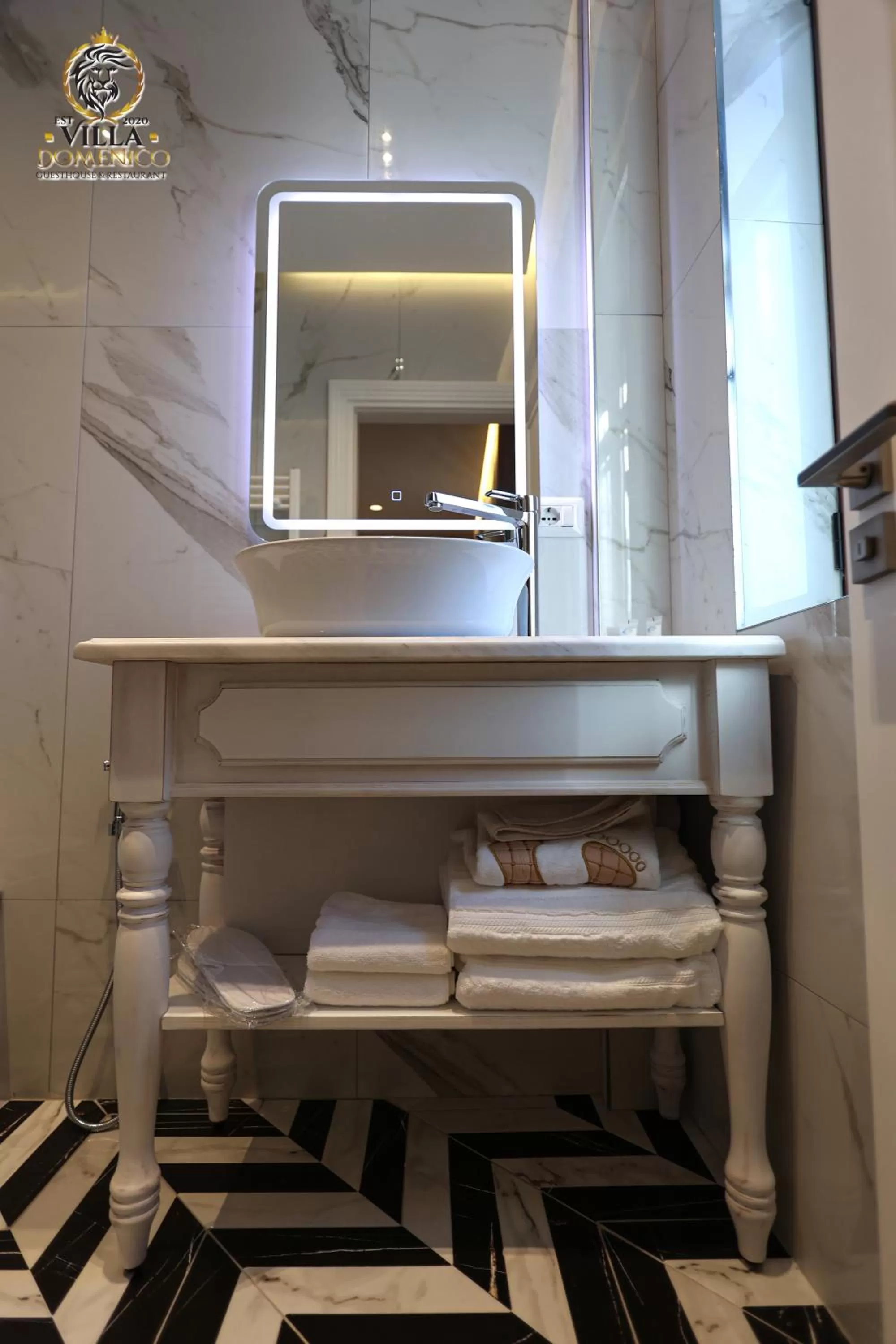 Bed in Villa Domenico Korce