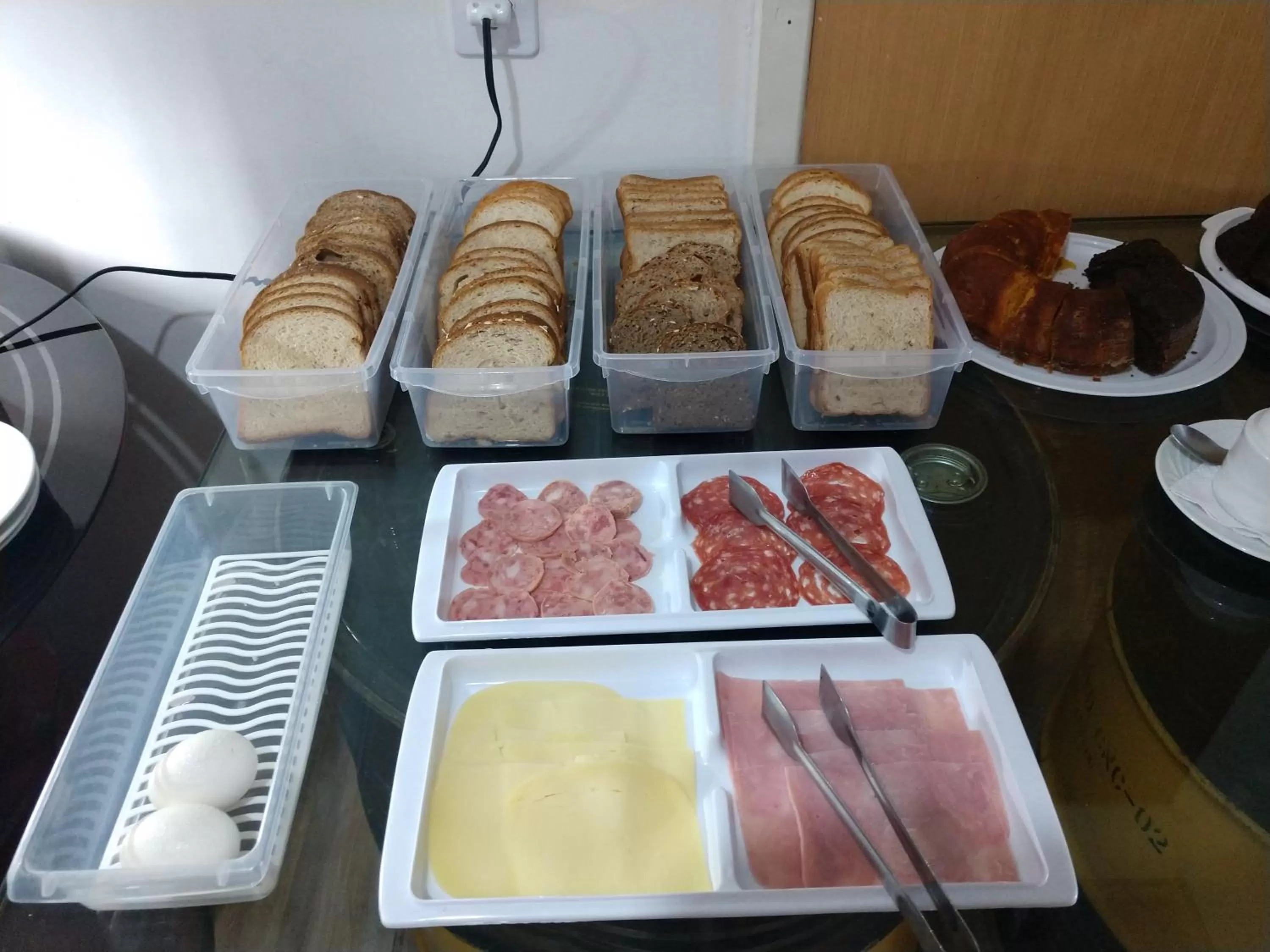 Breakfast in SPACE 4 U - HOTEL BOUTIQUE TEMÁTICO - Aeroporto