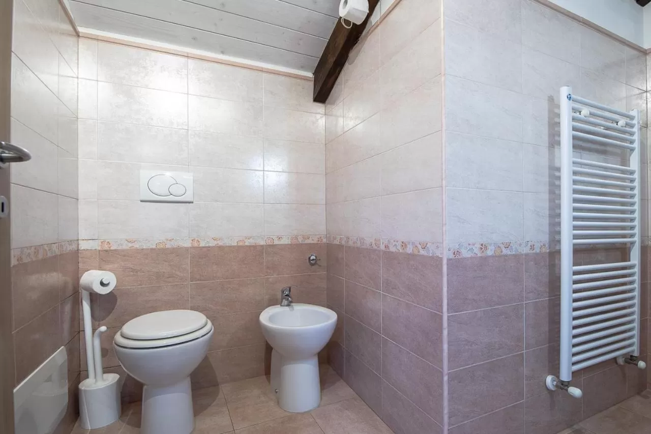 Bathroom in La Valle B&B