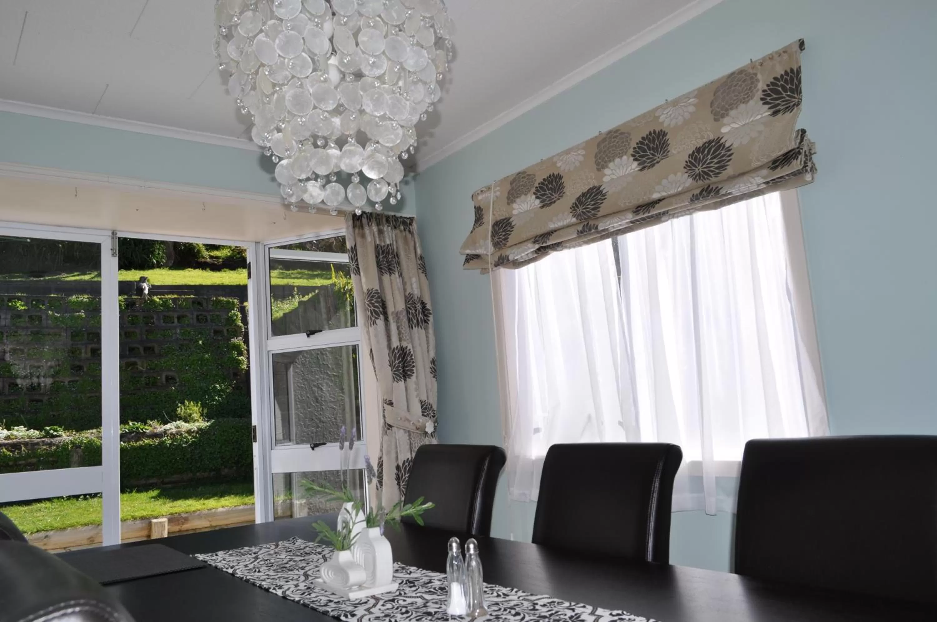 Restaurant/places to eat in 16 Havelock