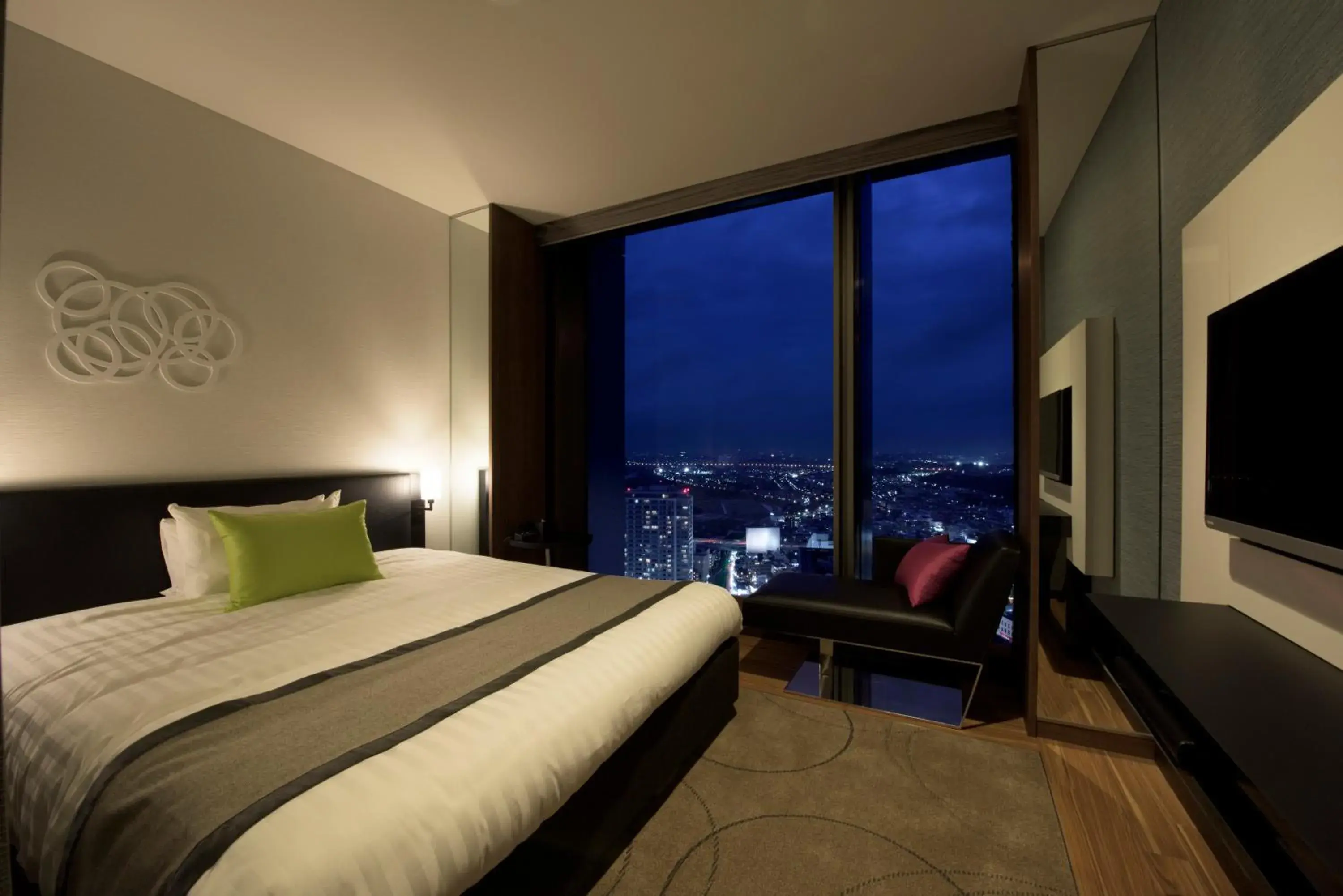 Superior Double Room with City View - single occupancy - Non-Smoking in Futakotamagawa Excel Hotel Tokyu Superior Double Room with City View - single occupancy - Non-Smoking in Futakotamagawa Excel Hotel Tokyu